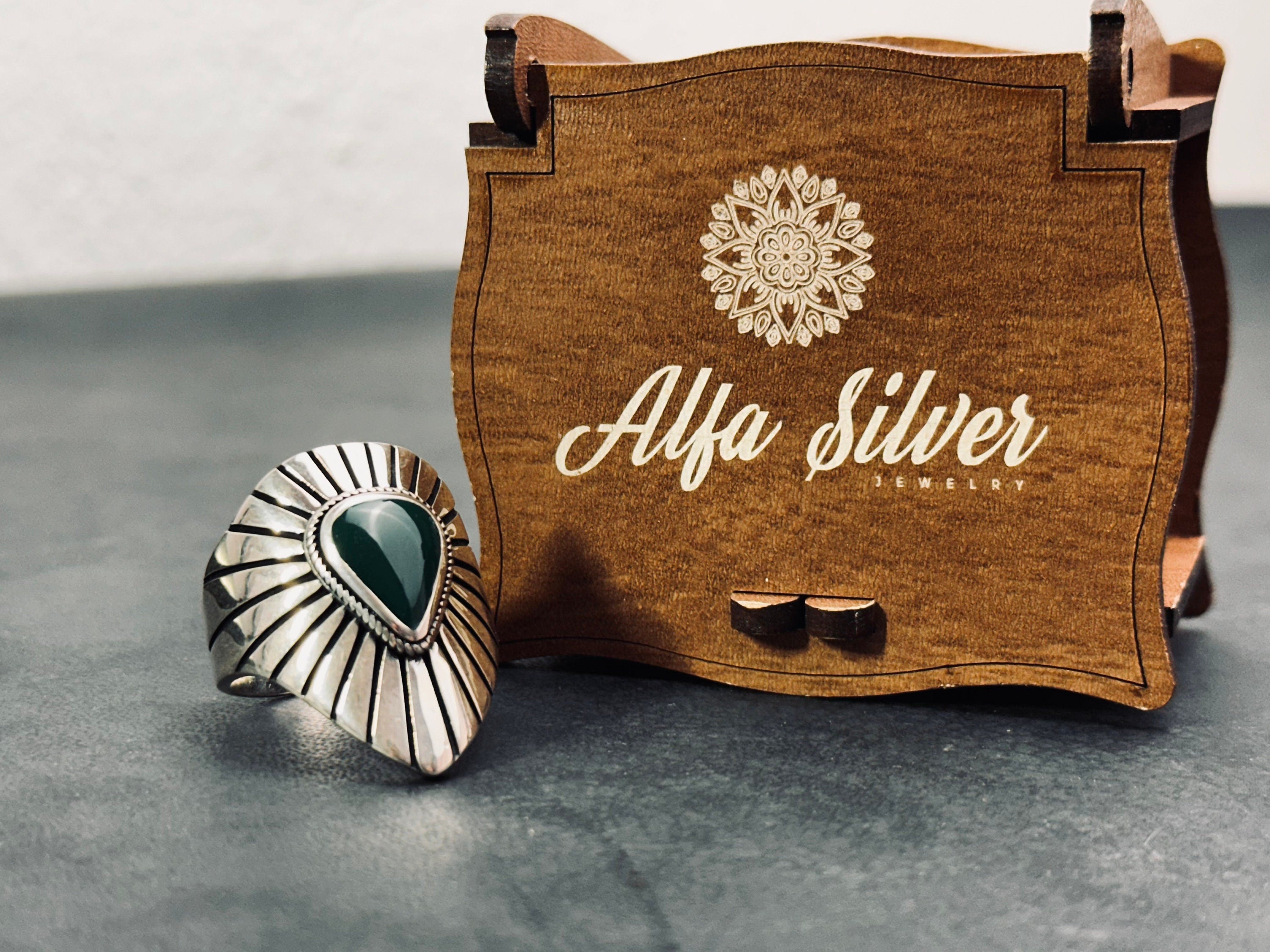 Men's Sterling Silver Ring, Green Agate Stone (Bold Signet Style)