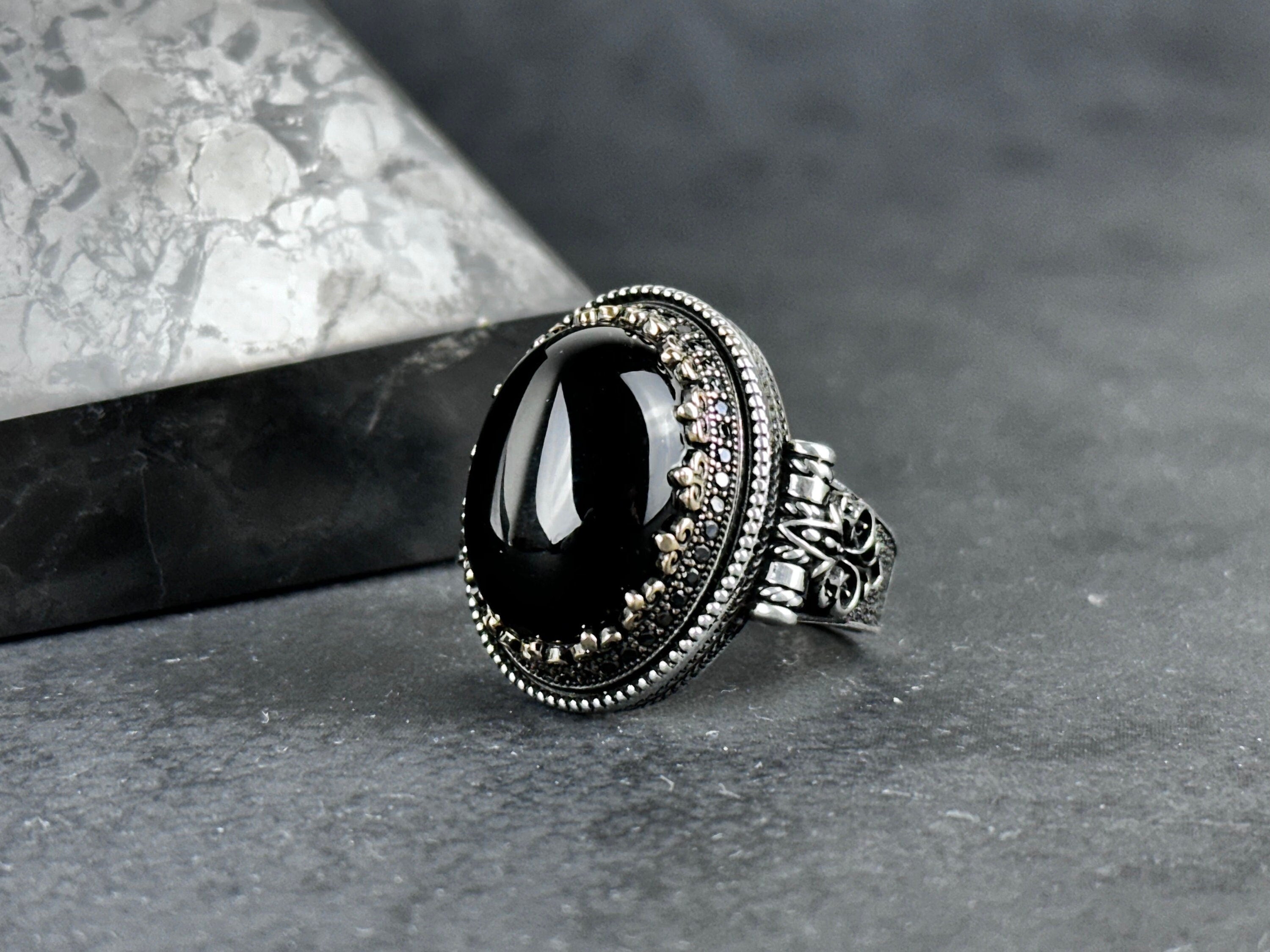 Men's Sterling Silver Ring Onyx Gemstone Eagle Design (Bold Statement)
