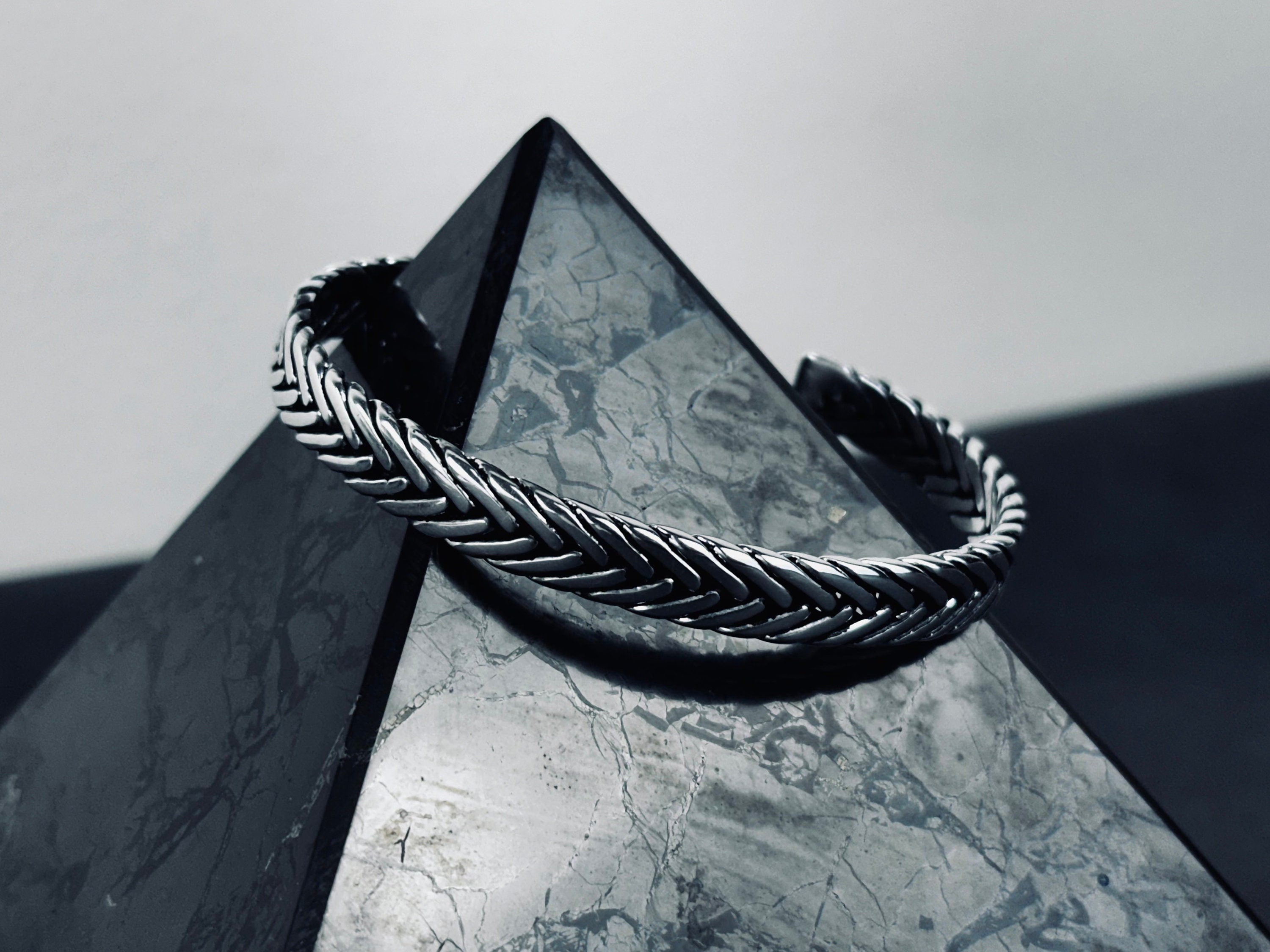Men's Sterling Silver Knit Cuff Bracelet (Adjustable, Oxidized Finish)