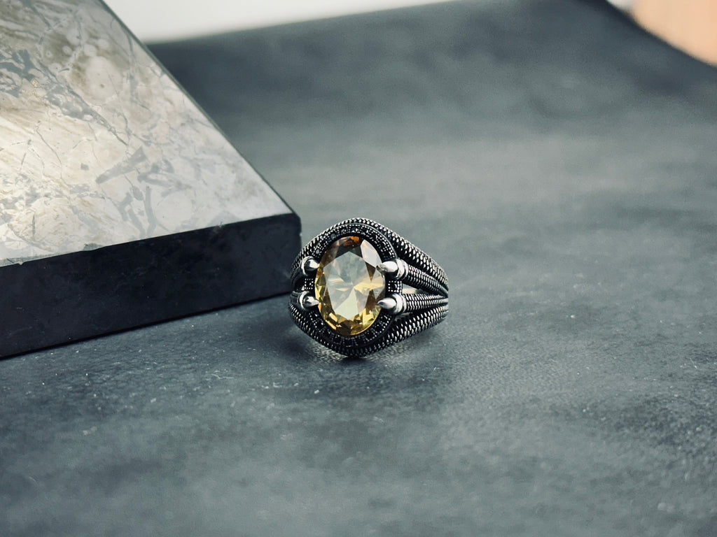 Claw Diaspore Ring: Handmade Sterling Silver with Sultanit Gemstone