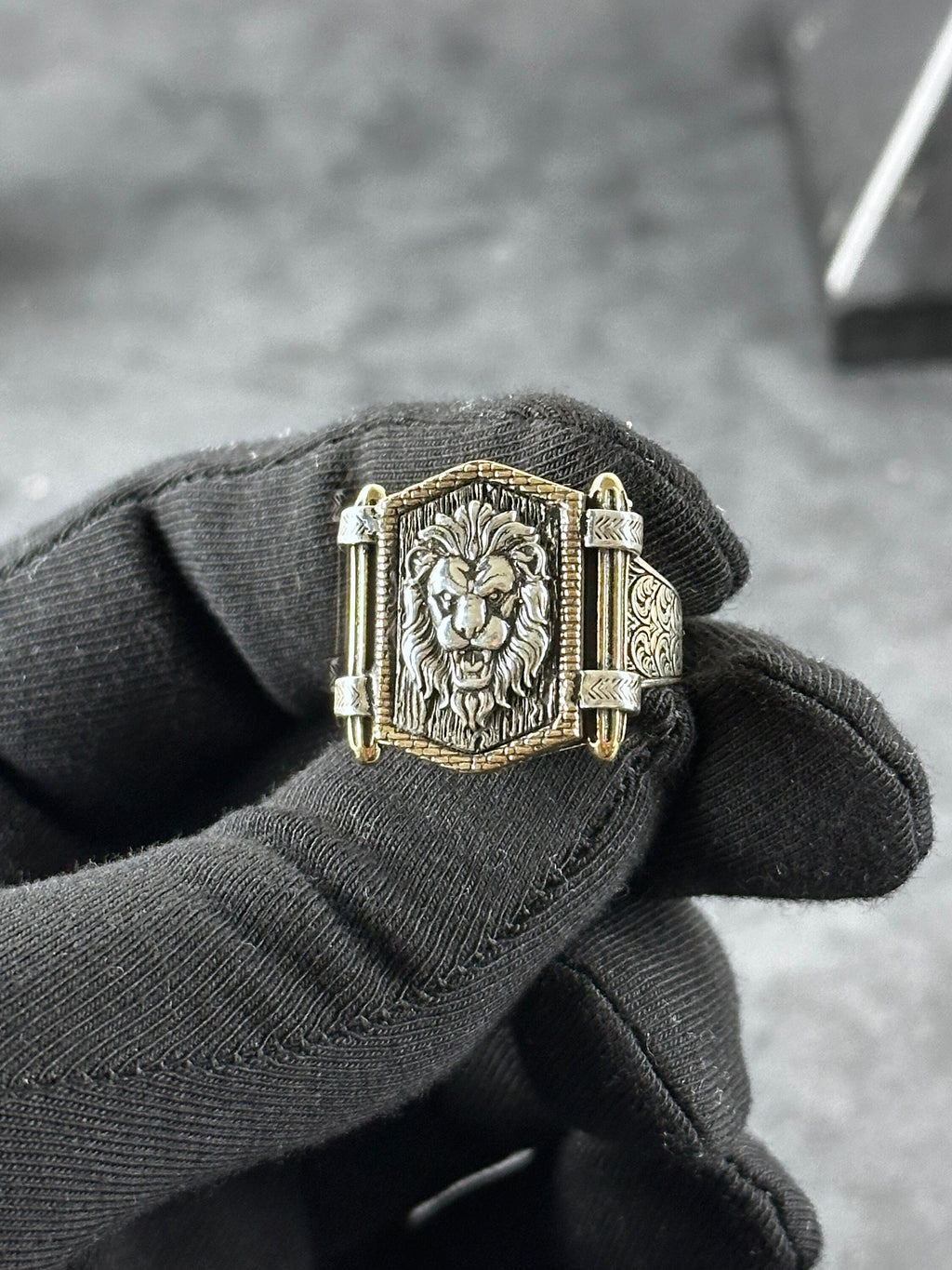 Sterling Silver Leo Ring: Handmade Zodiac Design - Men's Statement