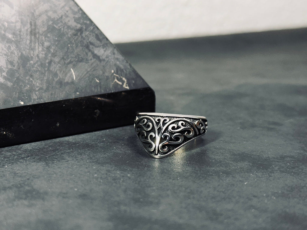 Engraved Silver Thumb Ring - Handmade Compass Design