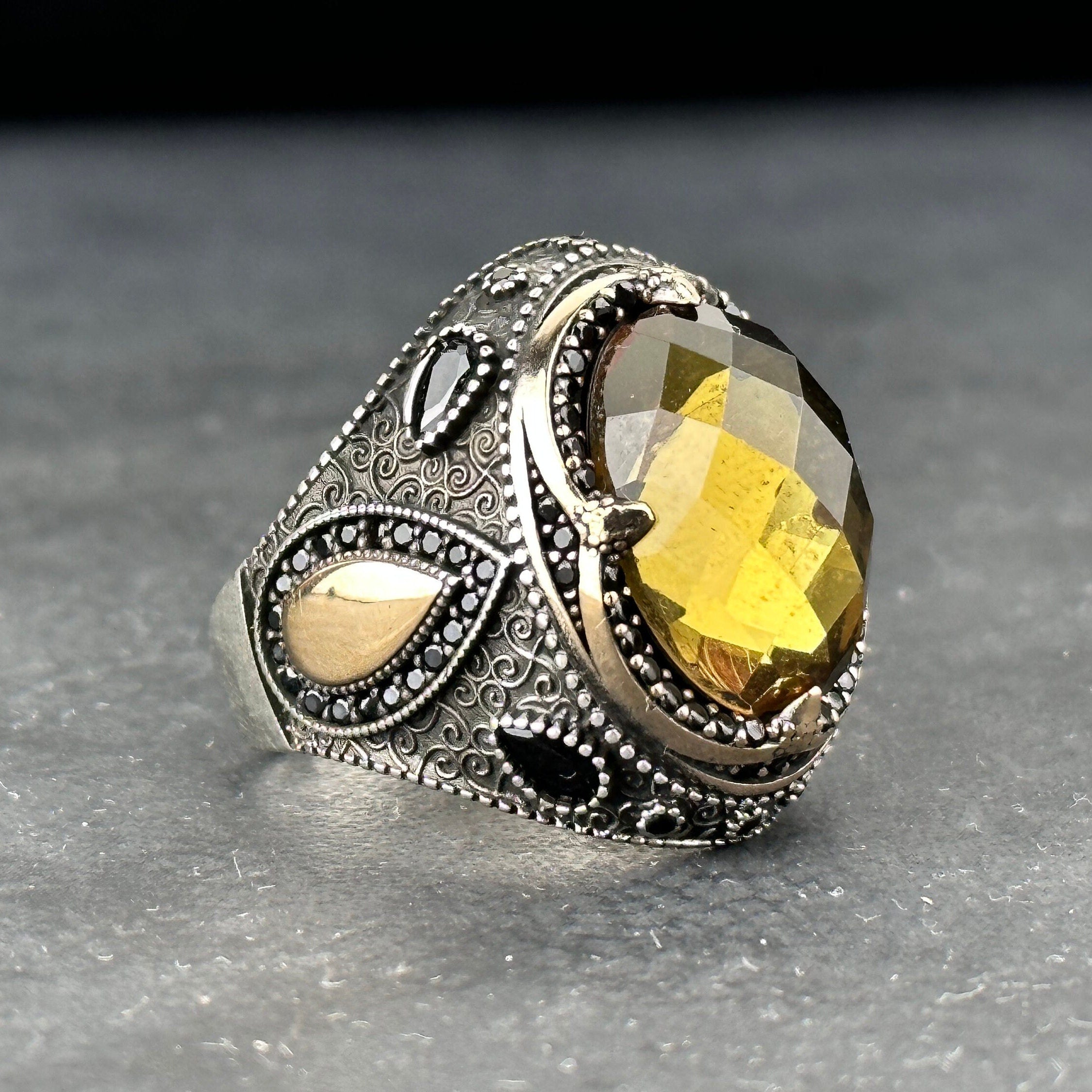 Sultanit Silver Ring: Color Changing Gemstone - Handmade Statement Jewelry