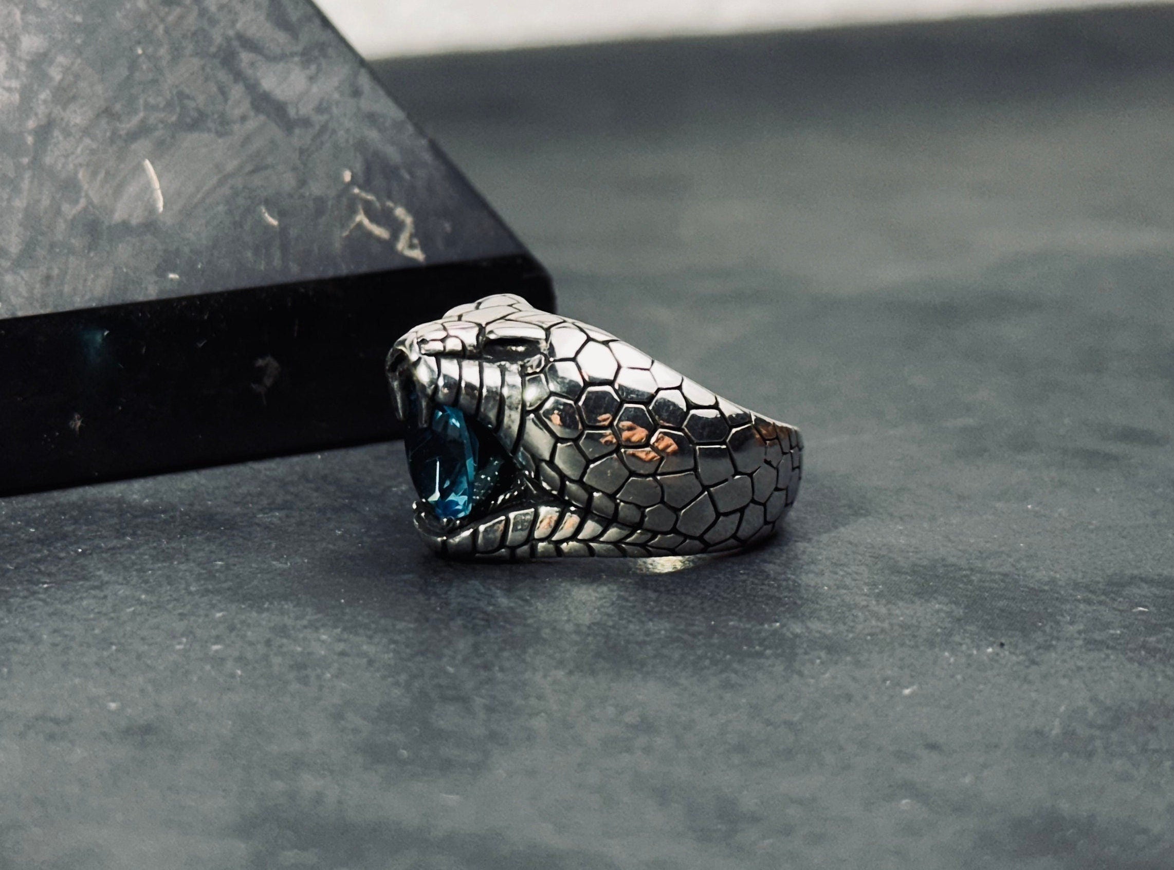 Snake Ring: Sterling Silver with Blue CZ Stone (Engraved Style)