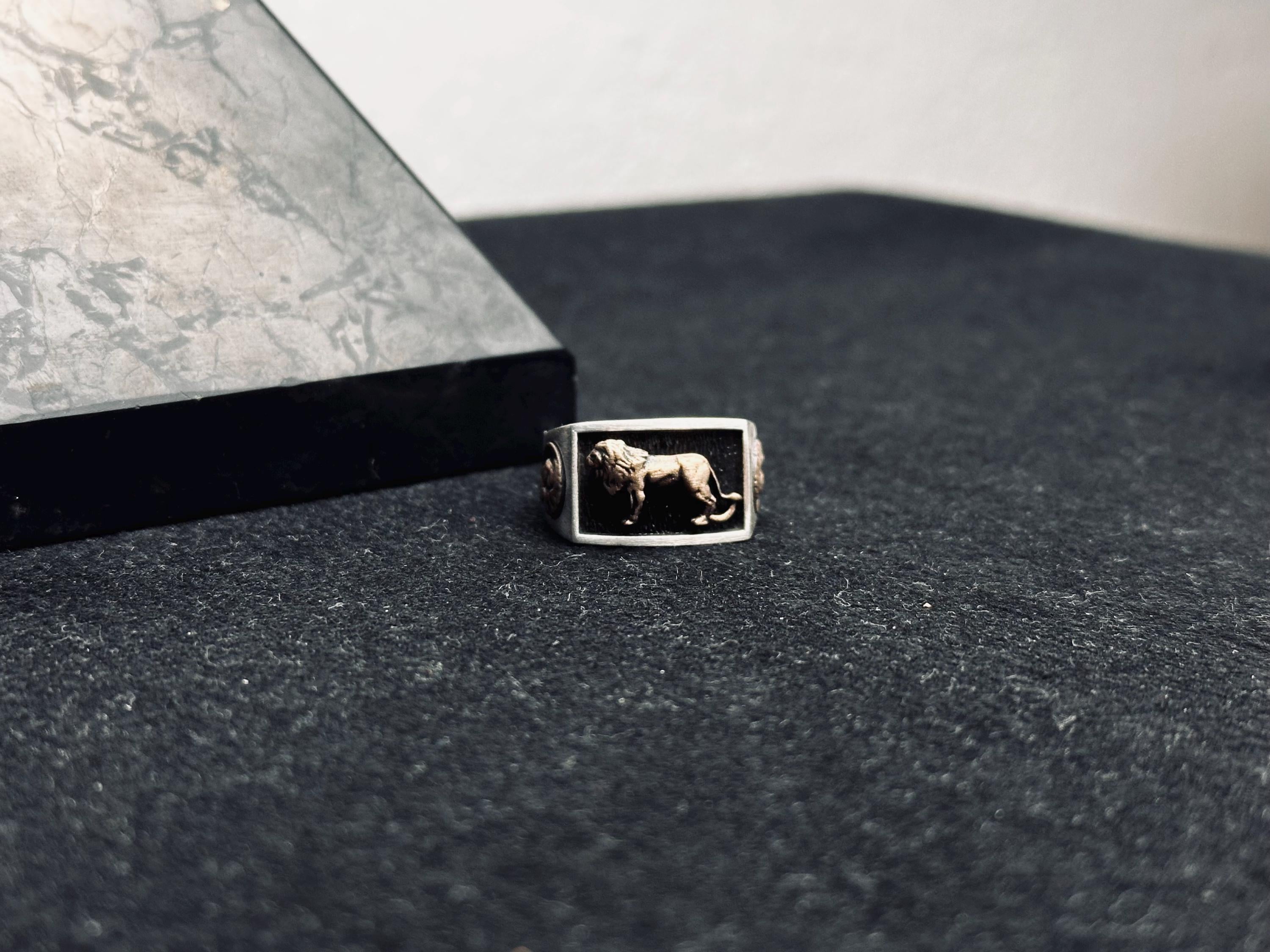 Sterling Silver Lion Ring - Men's Bold Zodiac Design