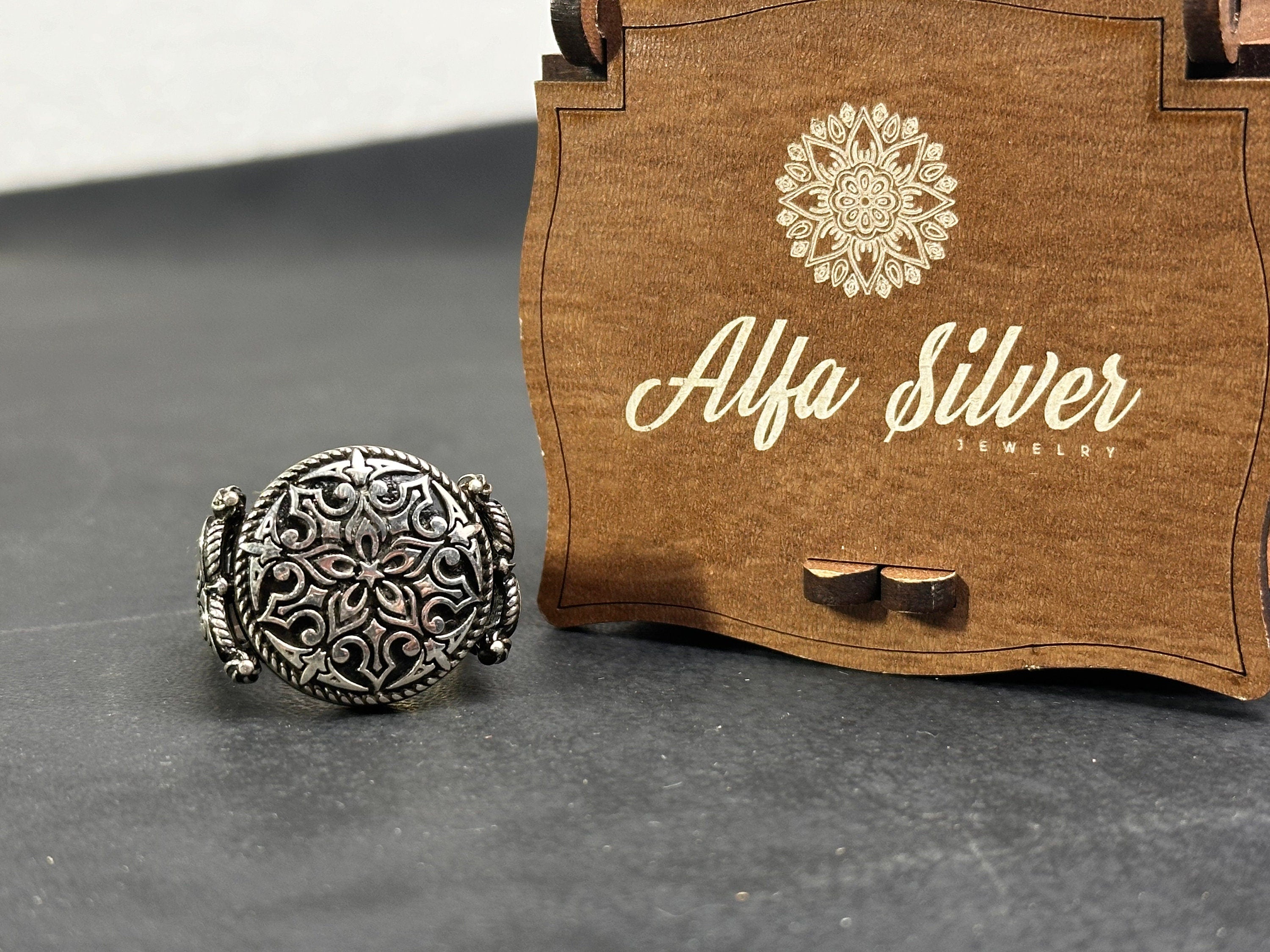Sterling Silver Ring: Flower Engraving Detail (Dainty Style)