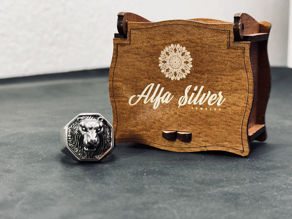 Sterling Silver Lion Ring - Majestic Engraved King of Beasts