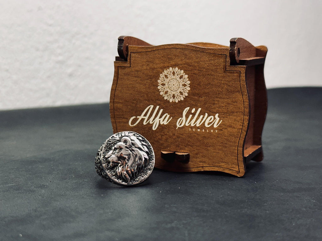 Engraved Lion Head Ring: Sterling Silver Men's Statement Jewelry