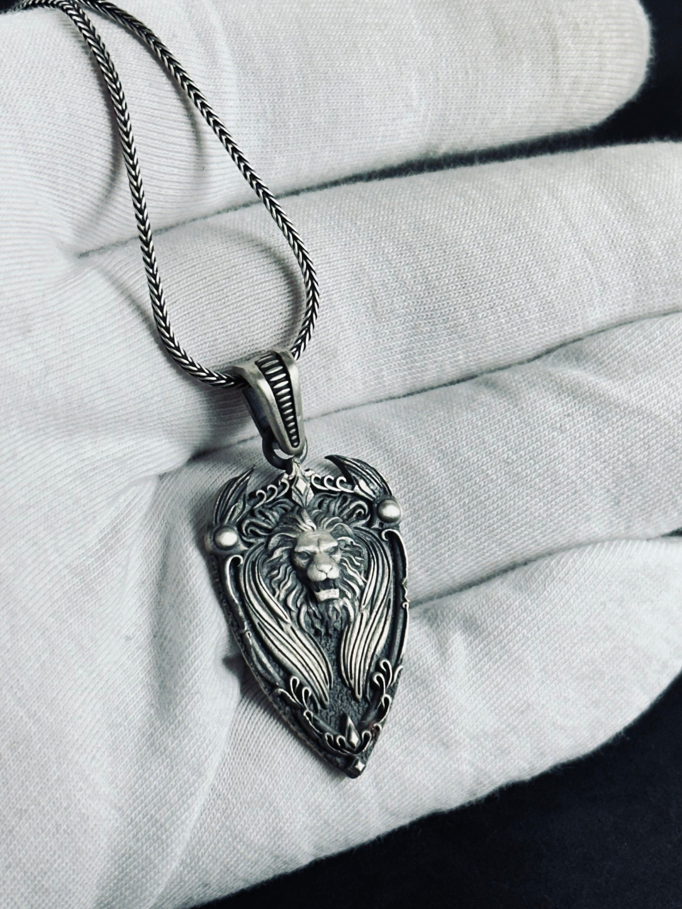 Silver Lion Necklace - Elegant Animal Charm Pendant