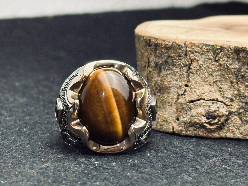 Men's Statement Ring: Tiger Eye Gemstone - Oxidized 925 Silver