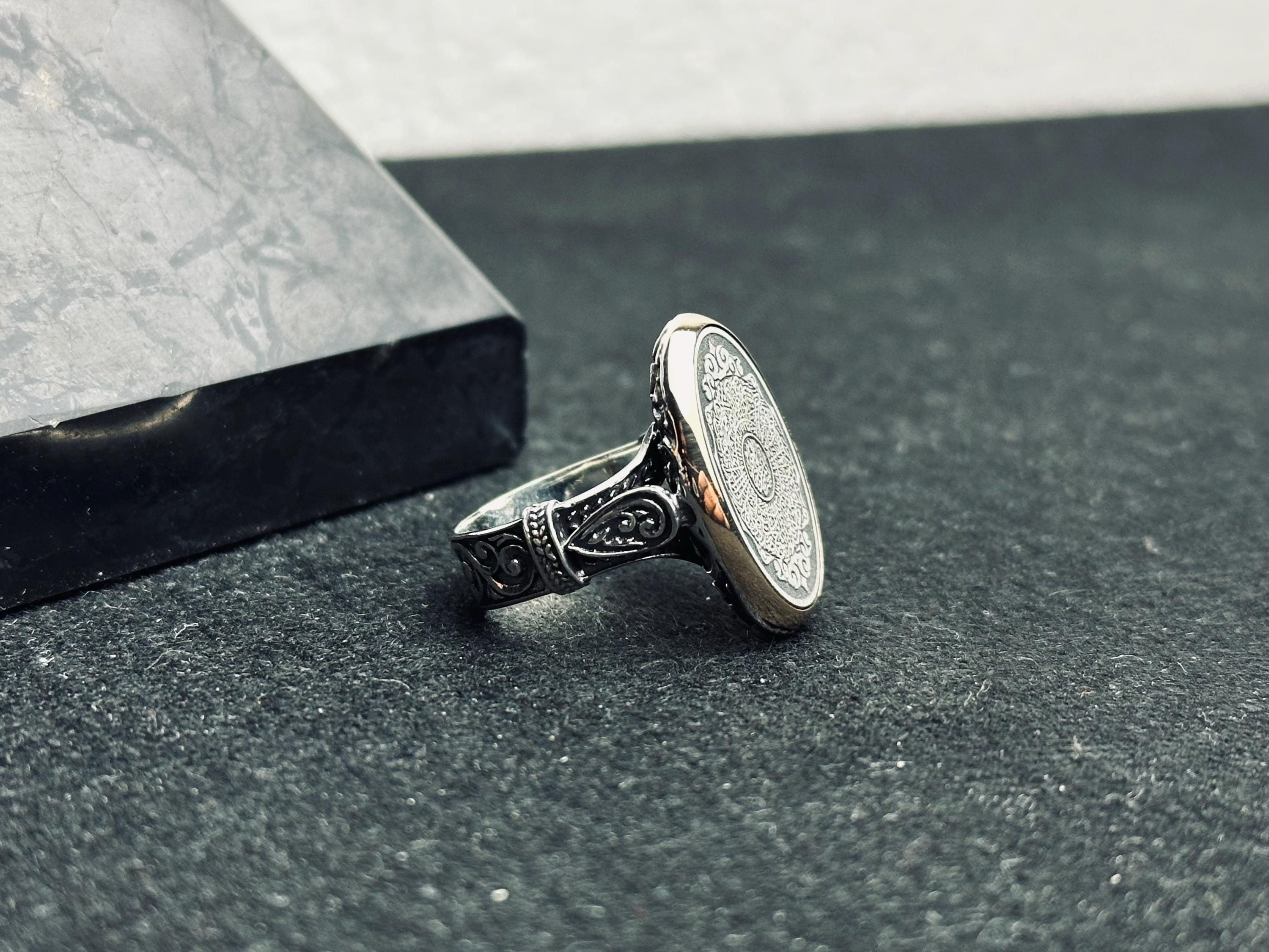 Inshirah Sterling Silver Ring - Oval Minimal Arabic Calligraphy