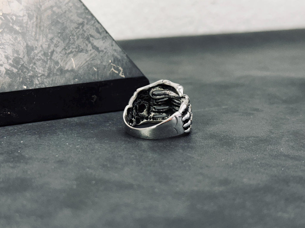 Sterling Silver Finger Bones Ring: Gothic Biker Style for Men