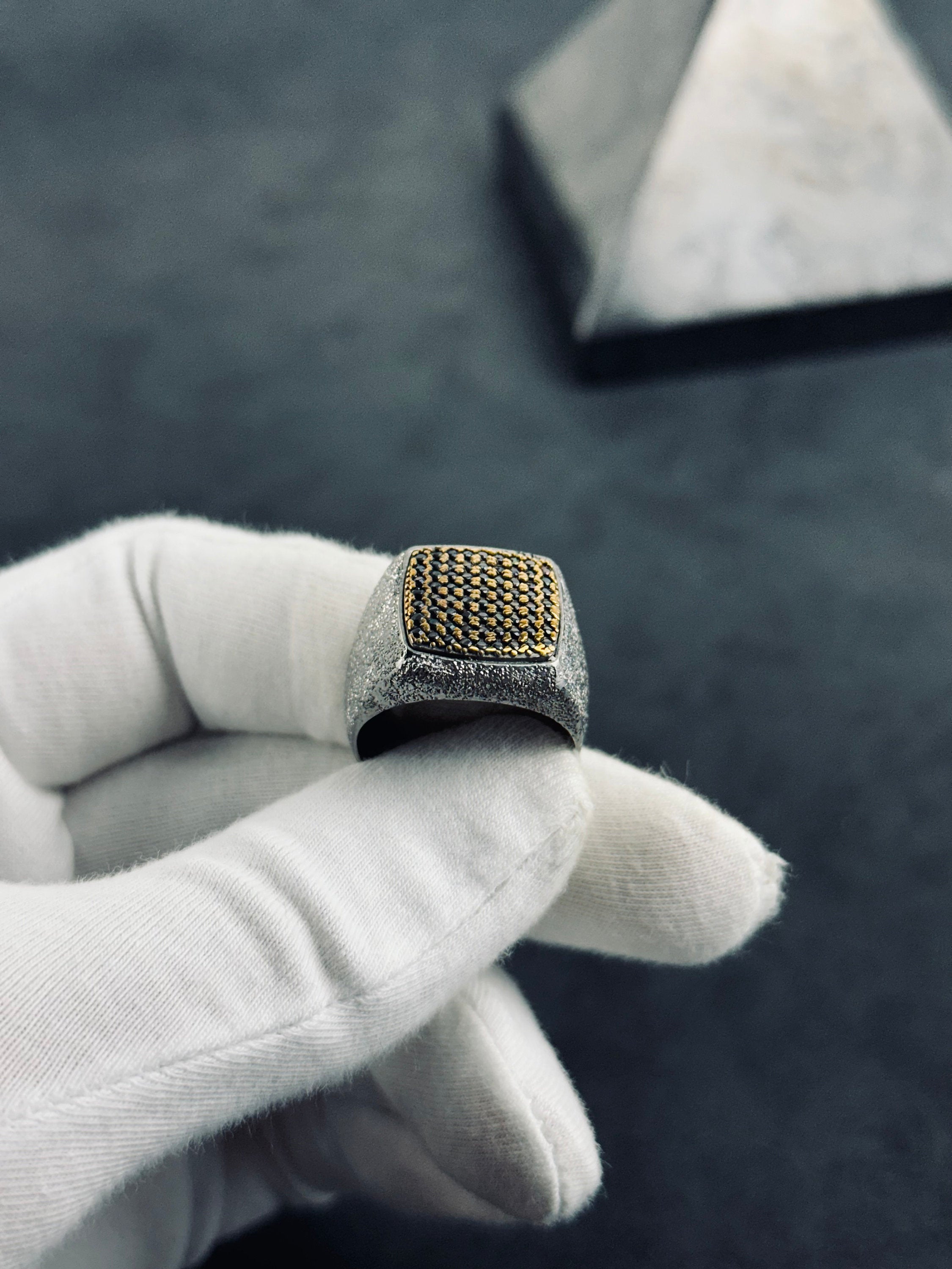 Engraved Zircon Dot Ring: Sterling Silver with Rhodium Finish
