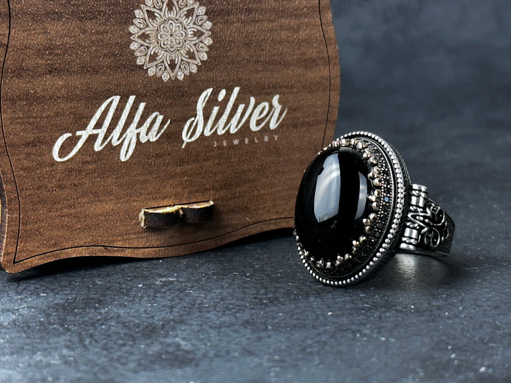 Men's Sterling Silver Ring Onyx Gemstone Eagle Design (Bold Statement)
