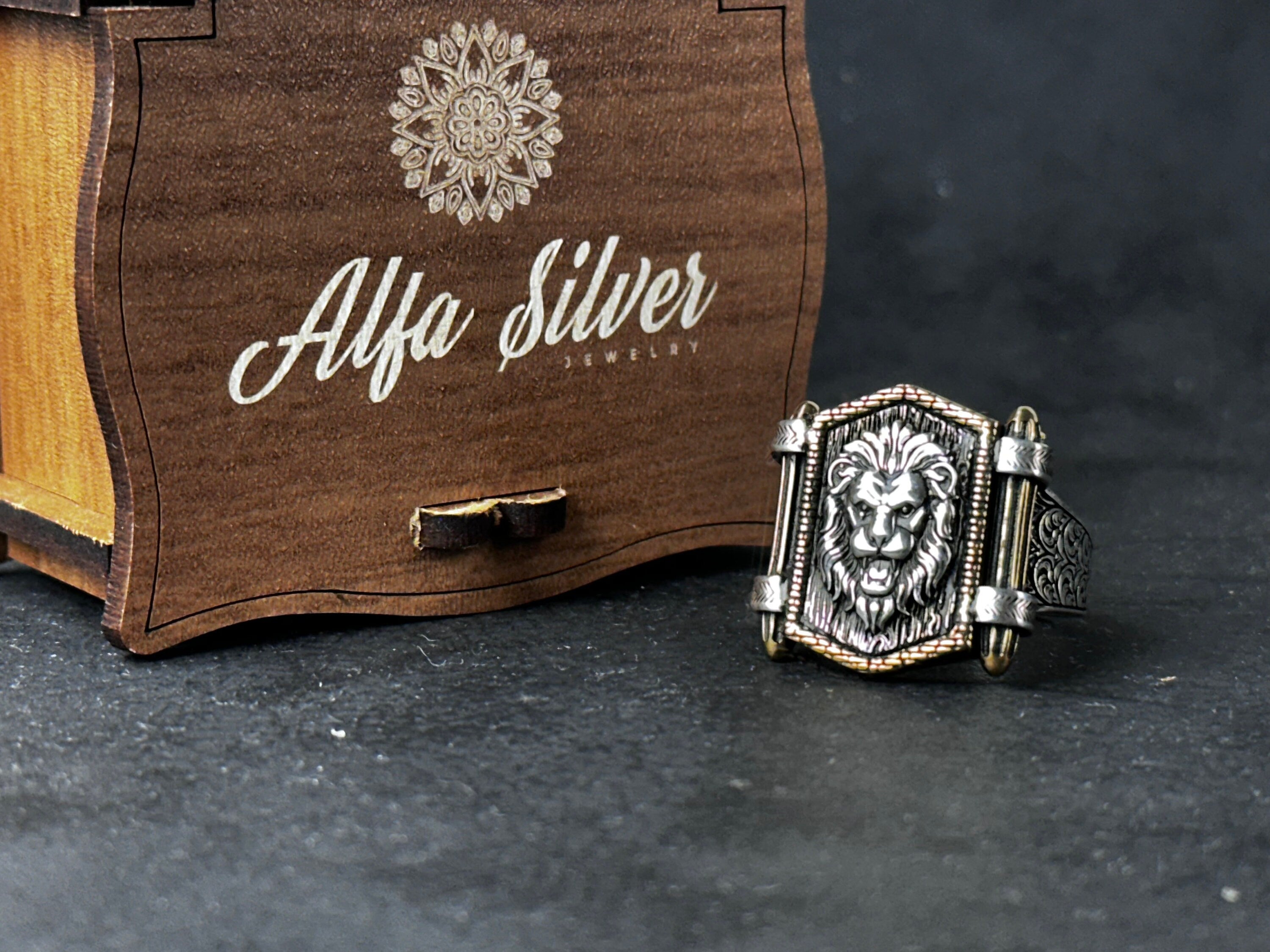Sterling Silver Leo Ring: Handmade Zodiac Design - Men's Statement