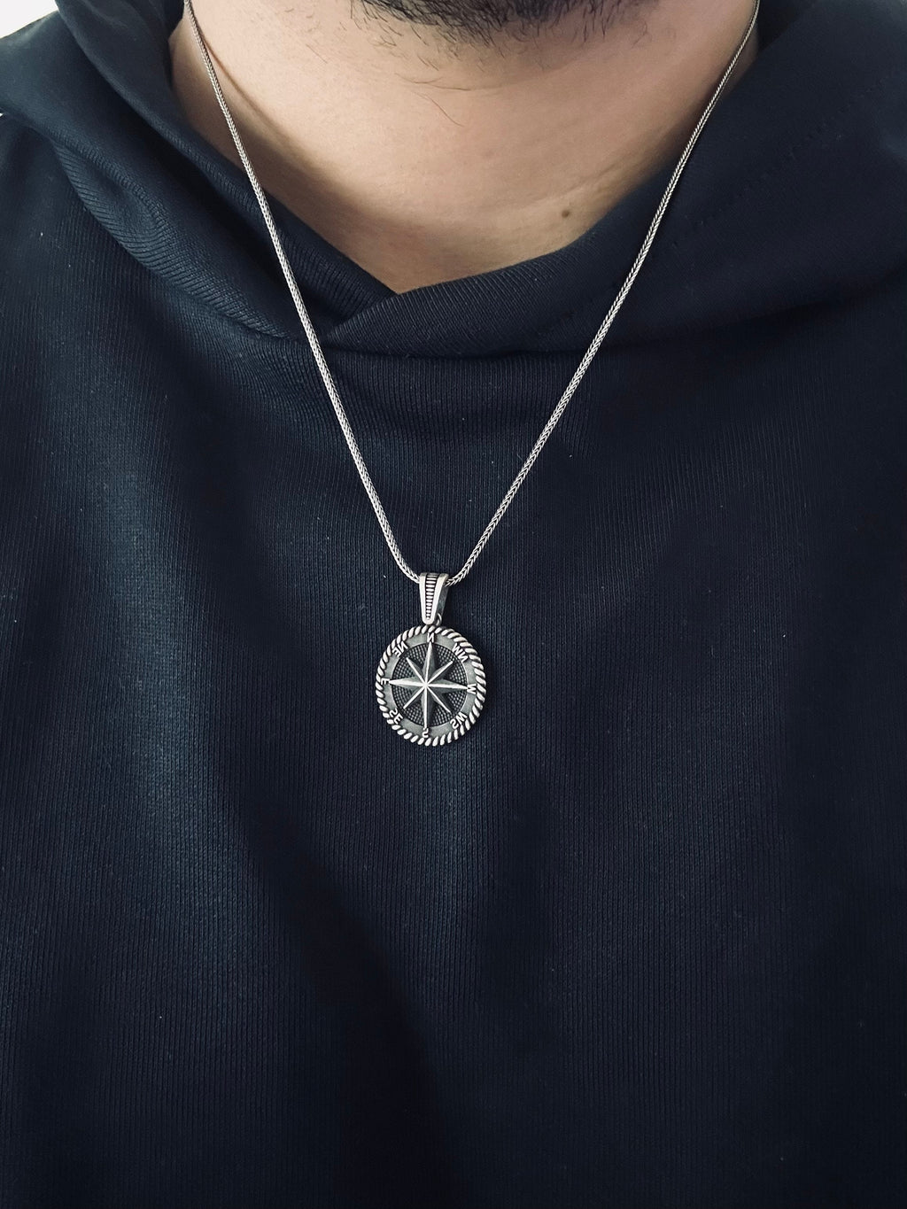 Silver Compass Necklace - Elegant Pendant for Travel Lovers