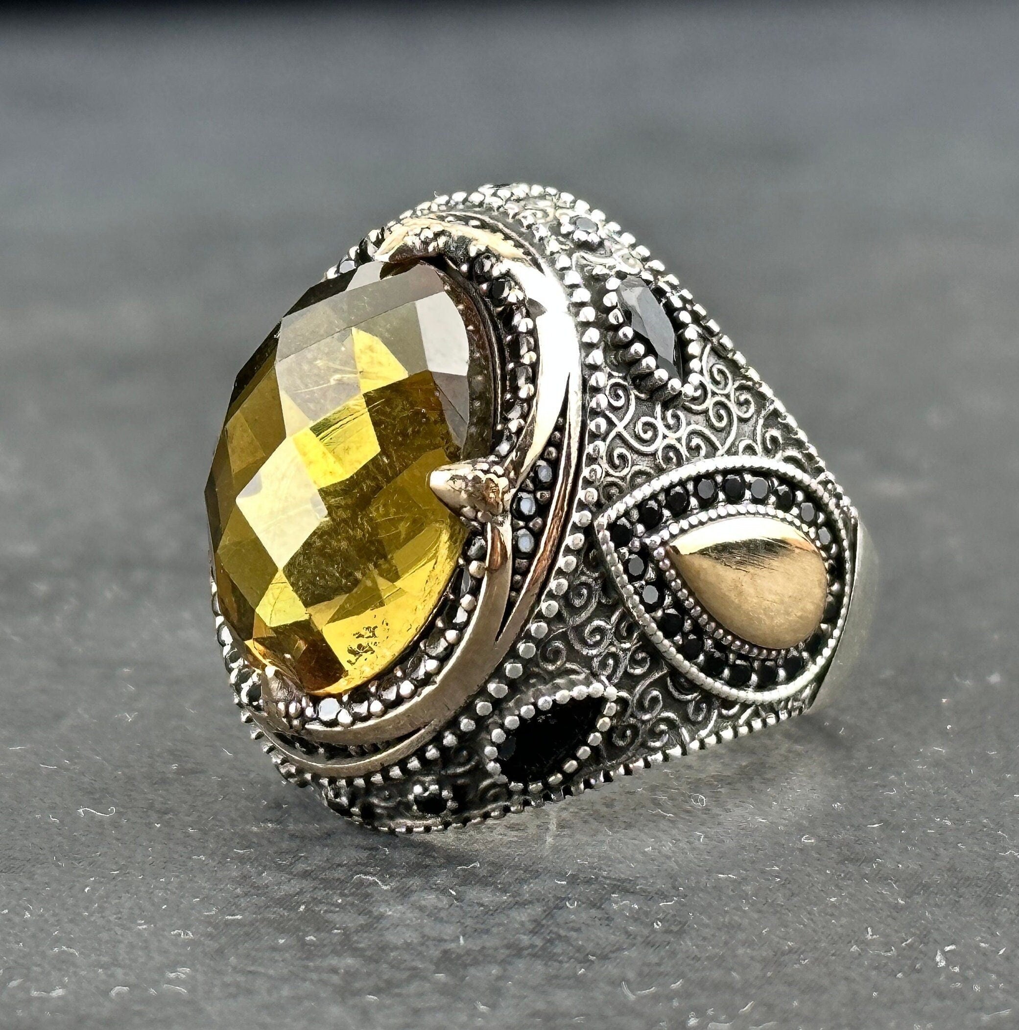 Sultanit Silver Ring: Color Changing Gemstone - Handmade Statement Jewelry