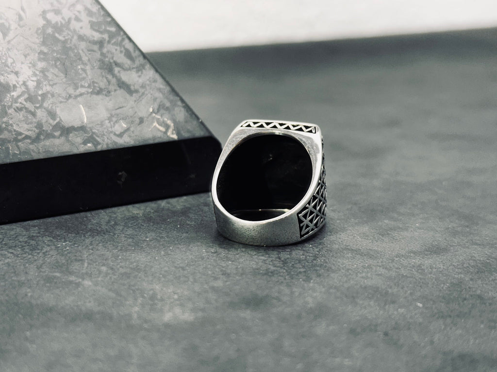 Boho Sterling Silver Horse Ring, Chunky Spinner (Size Adjustable)