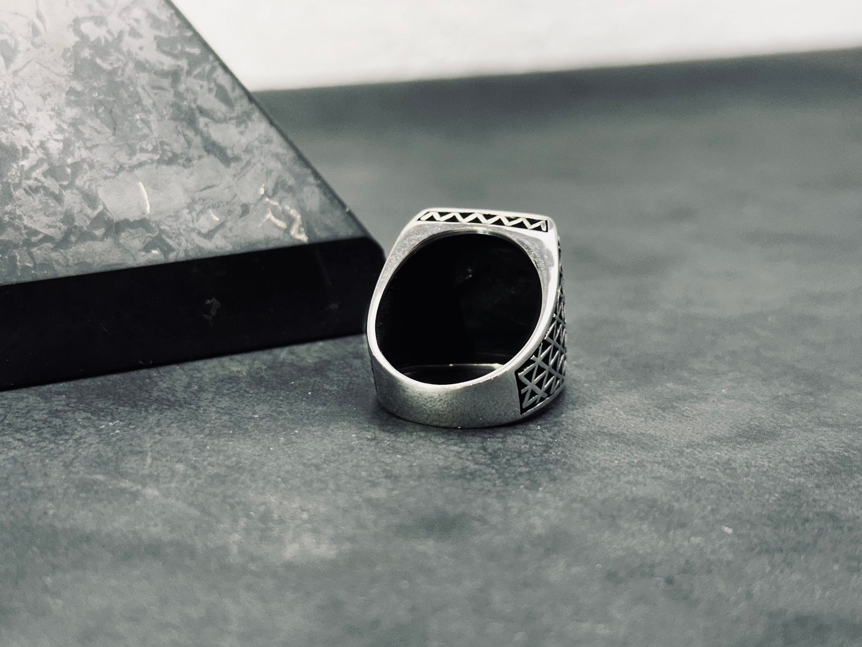 Boho Sterling Silver Horse Ring, Chunky Spinner (Size Adjustable)