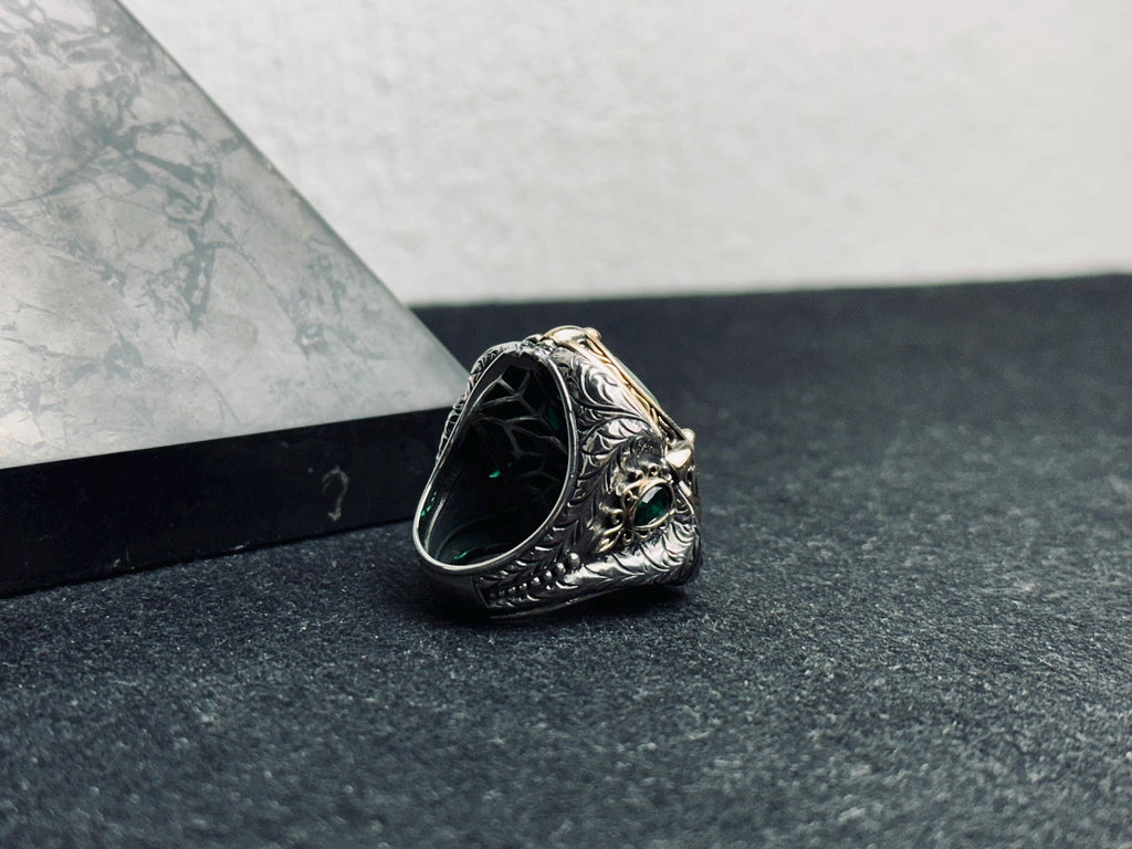Sterling Silver Men's Ring: Lion Design with Green Tourmaline