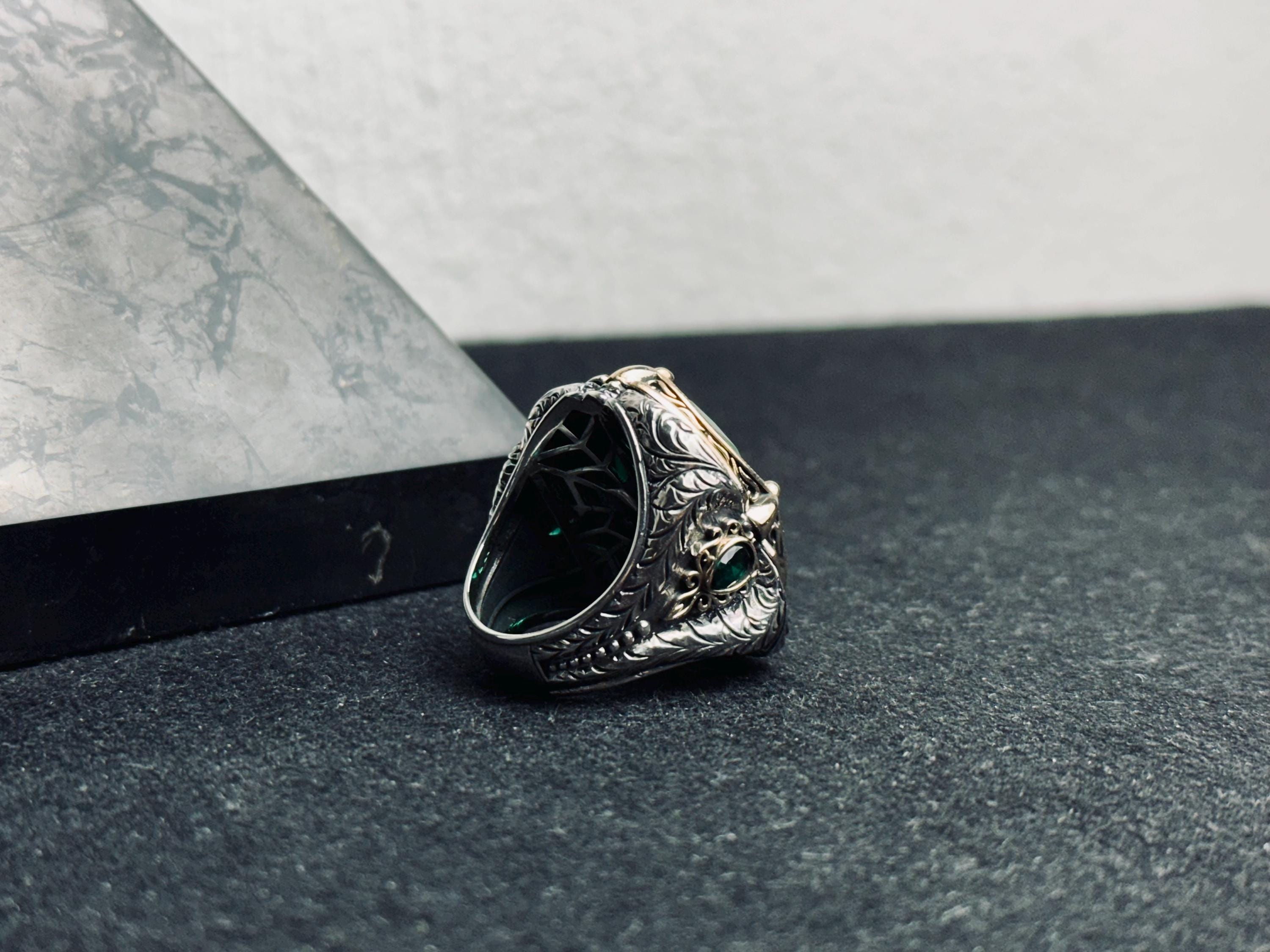 Sterling Silver Men's Ring: Lion Design with Green Tourmaline
