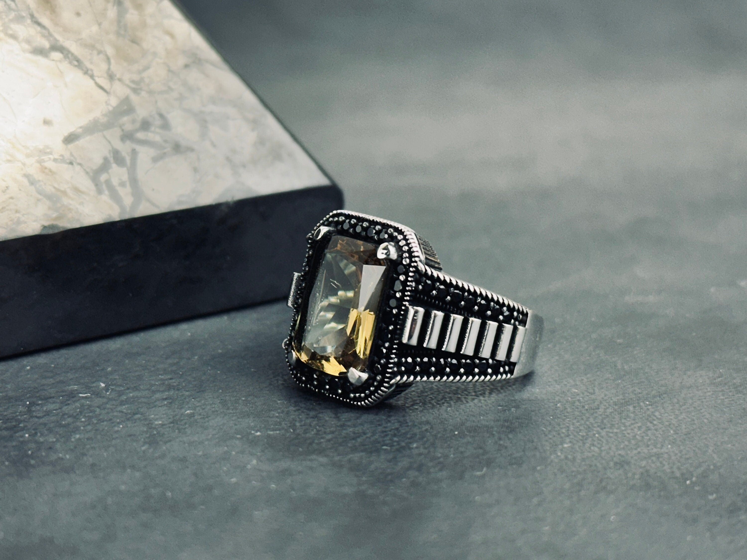 Color-Changing Diaspore Ring - Sterling Silver Nautical Detail