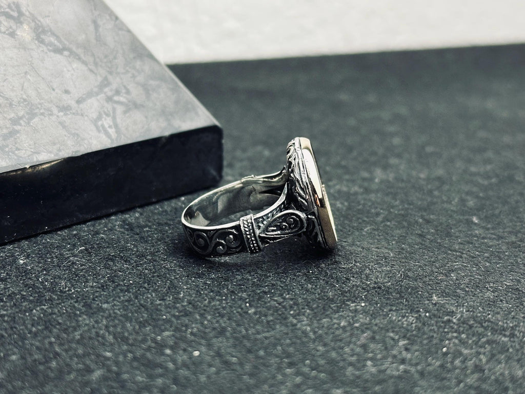 Silver Ring: Arabic Calligraphy Design - Minimalist Handmade Jewelry