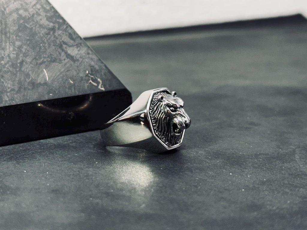 Sterling Silver Lion Ring - Majestic Engraved King of Beasts