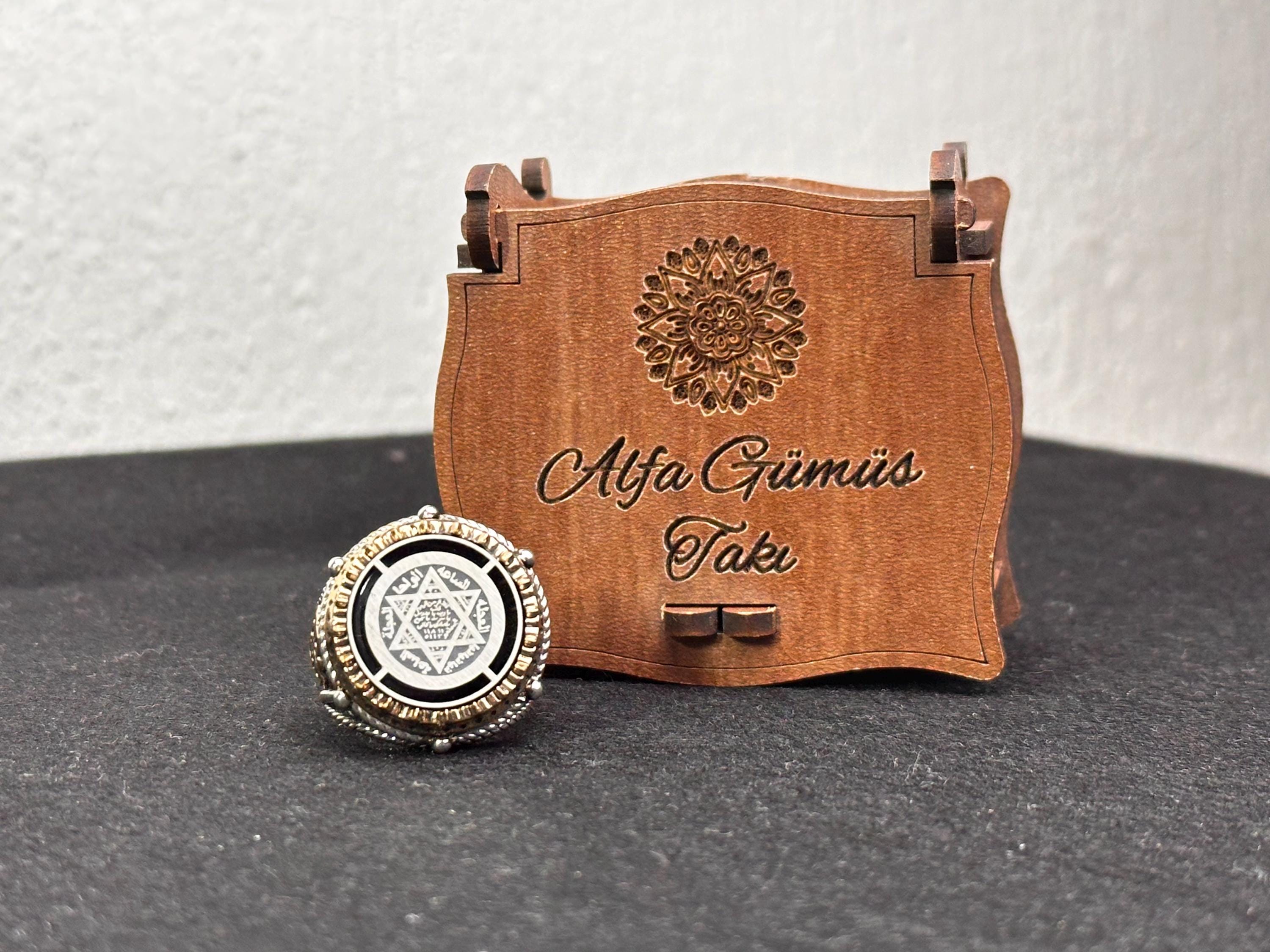 Engraved Solomon Seal Ring - Sterling Silver Handmade Men's Jewelry