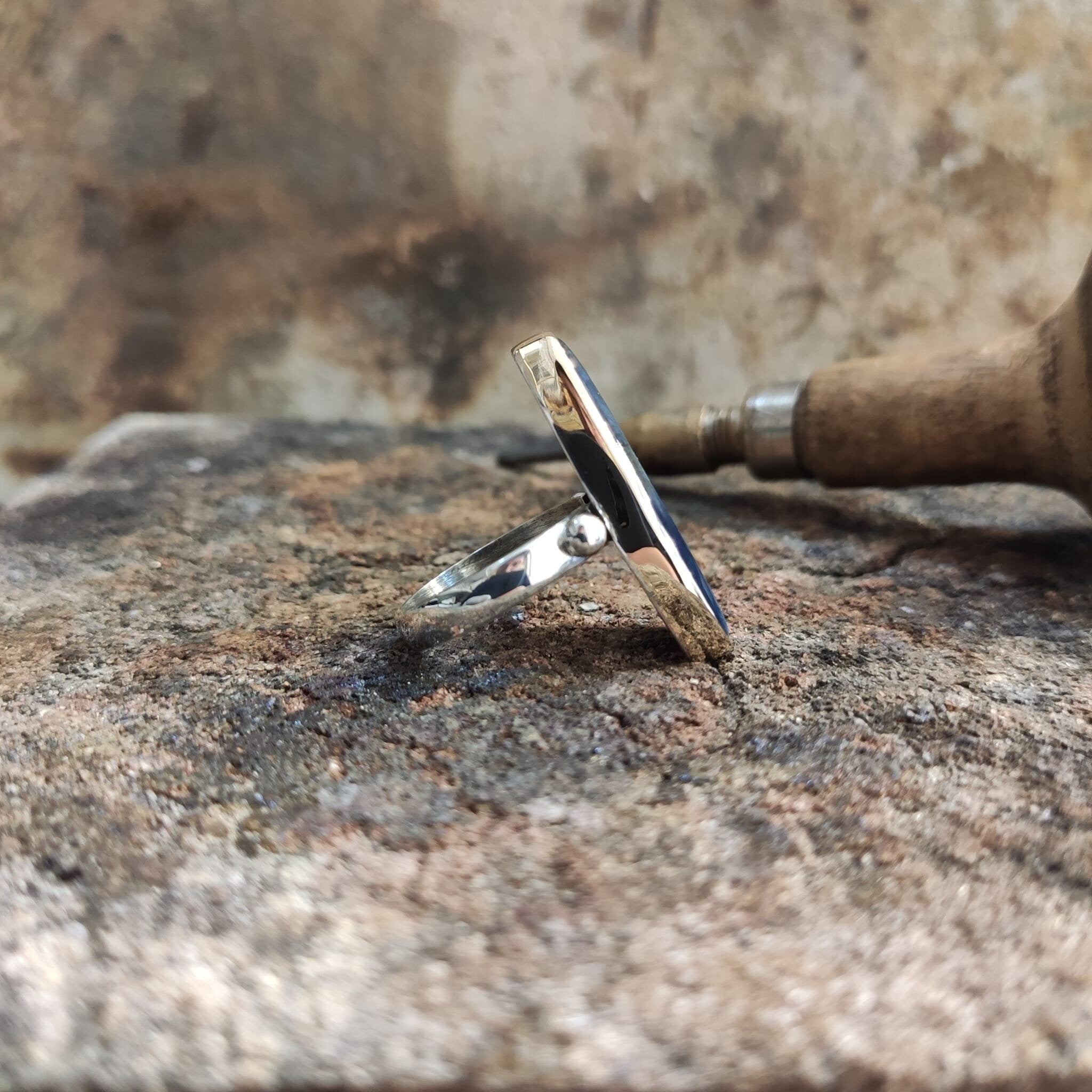 Elegant Black Woman Sterling Silver Ring With Nacre Stone Handmade Jewellery Luxury