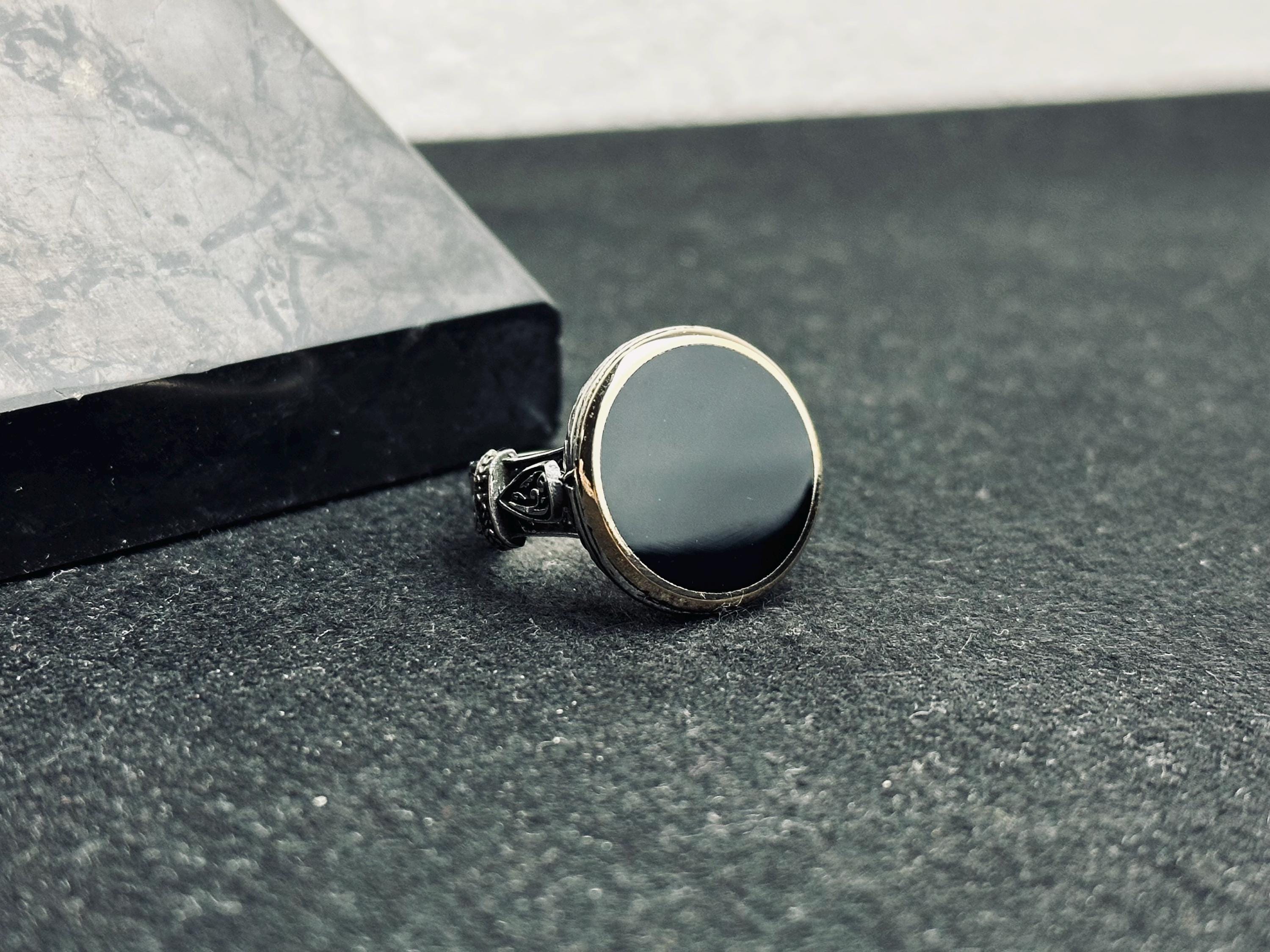 Oval Onyx Signet Ring - Vintage Handmade 925 Sterling Silver