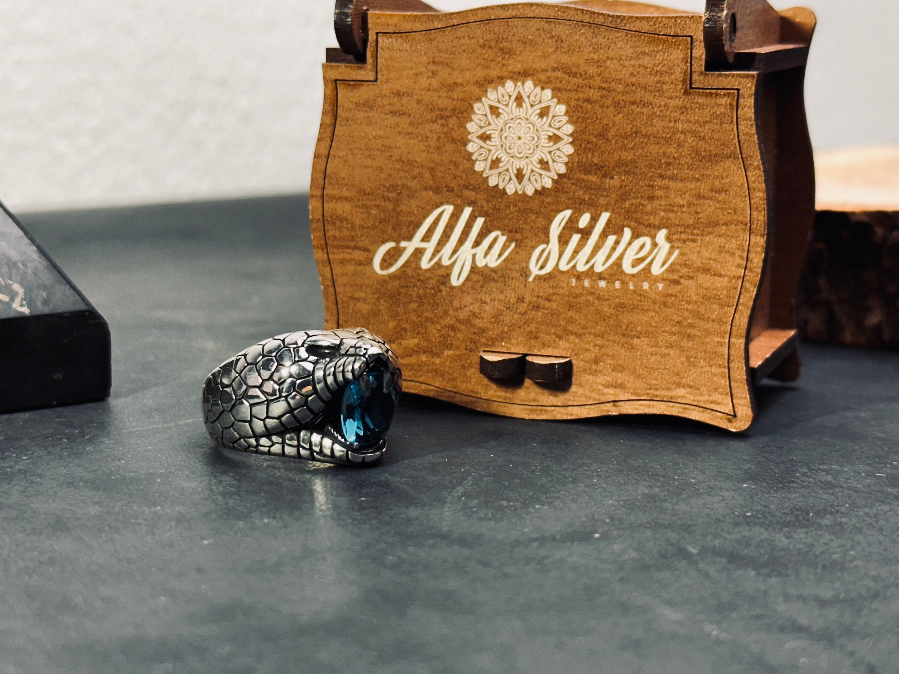 Snake Ring: Sterling Silver with Blue CZ Stone (Engraved Style)