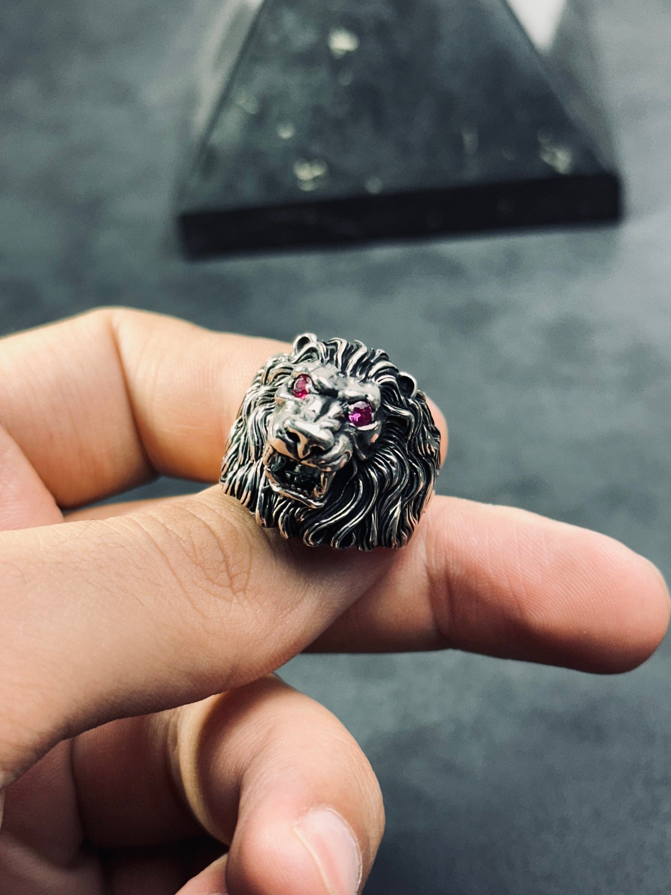 Lion Zodiac Sterling Silver Ring, Cubic Zirconia Eyes (Handmade)