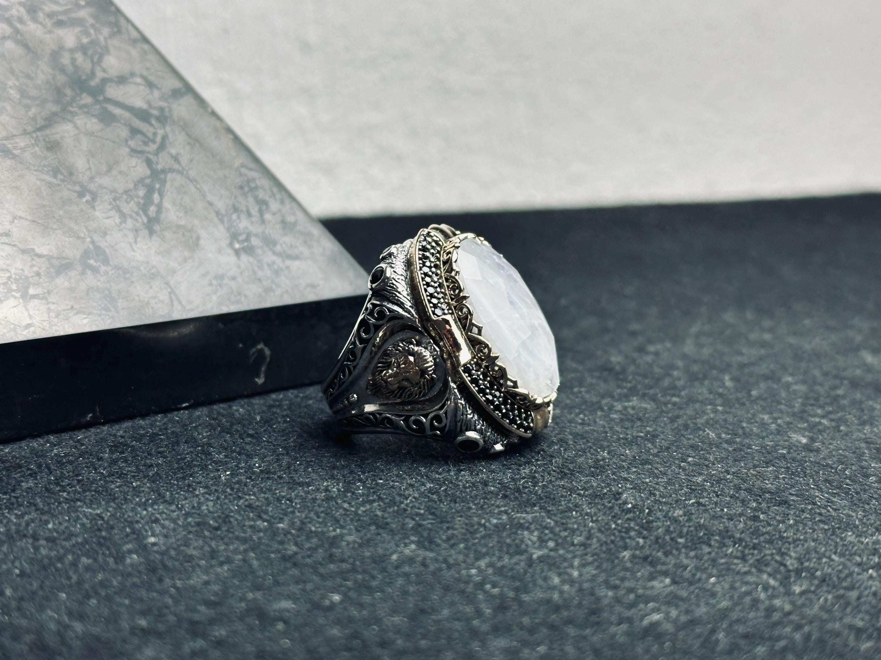 Moonstone Sterling Silver Ring, Lion Head Design (Men's Large)