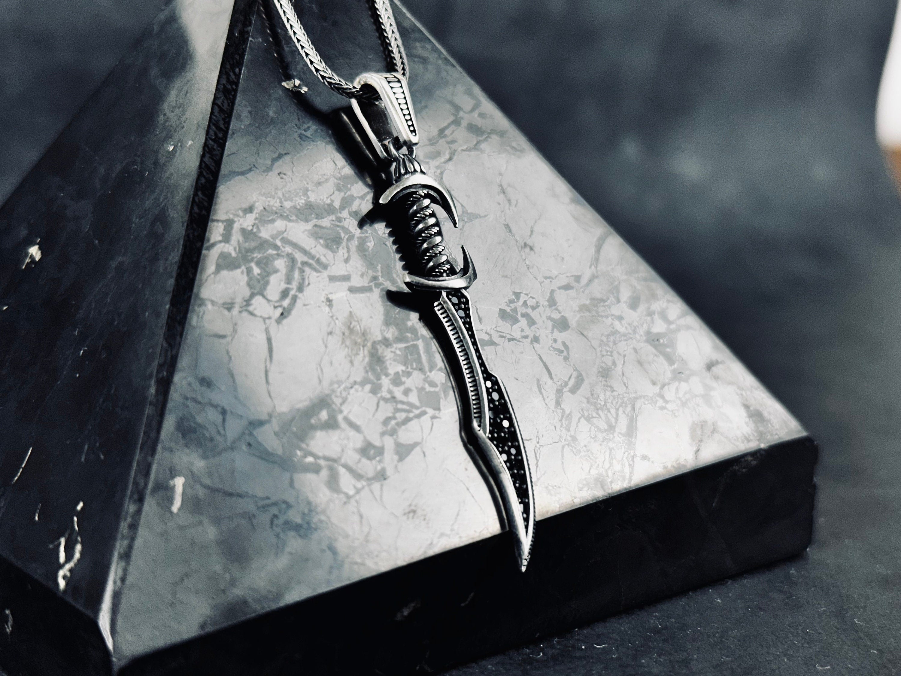 Silver Assassin Dagger Necklace - Detailed Zircon Pendant