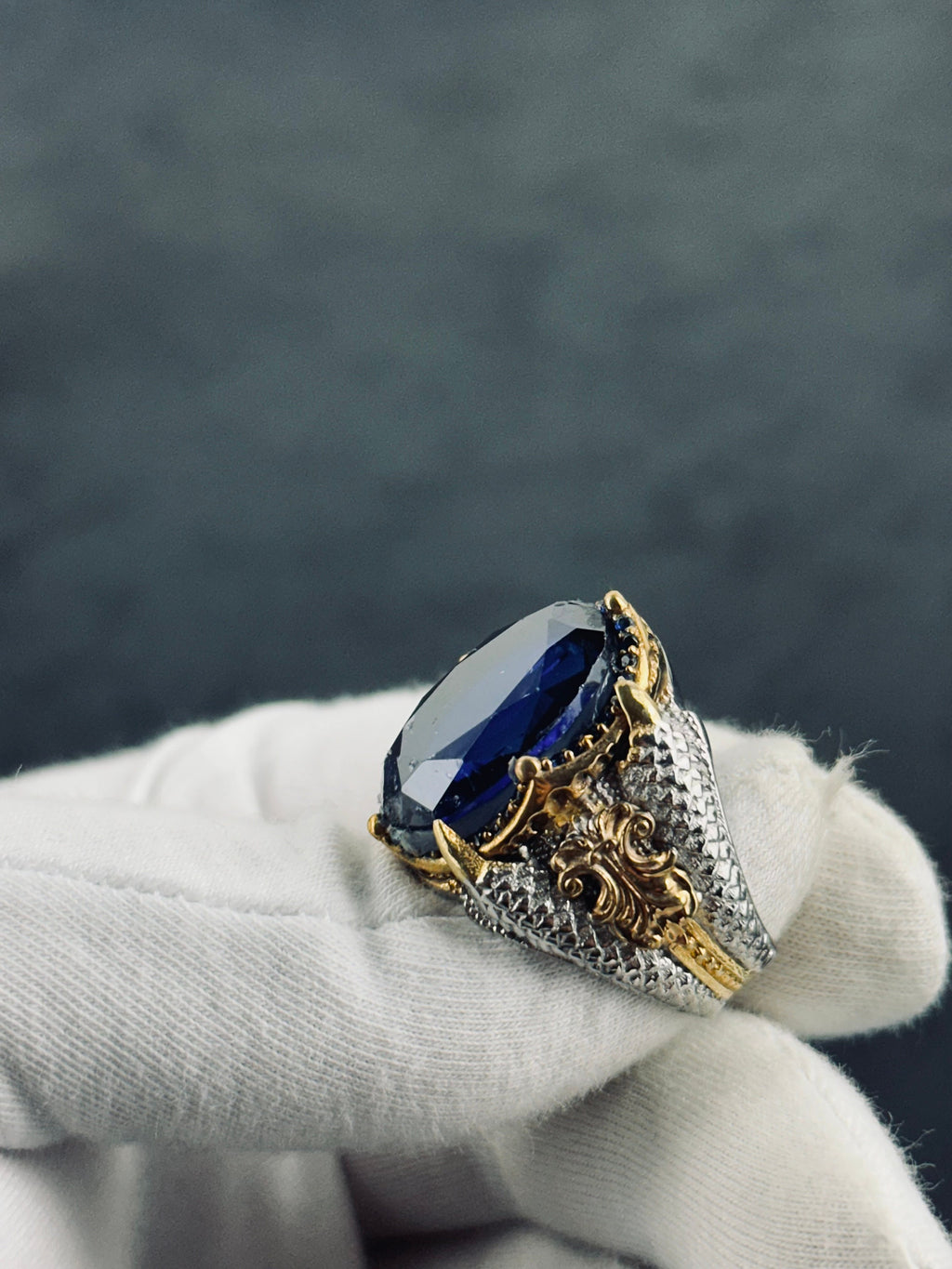 Blue Zircon Sterling Silver King Ring (Crown Design)
