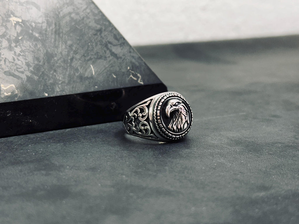 Artisan Sterling Silver Eagle Ring, Round Band (Mens and Womens)