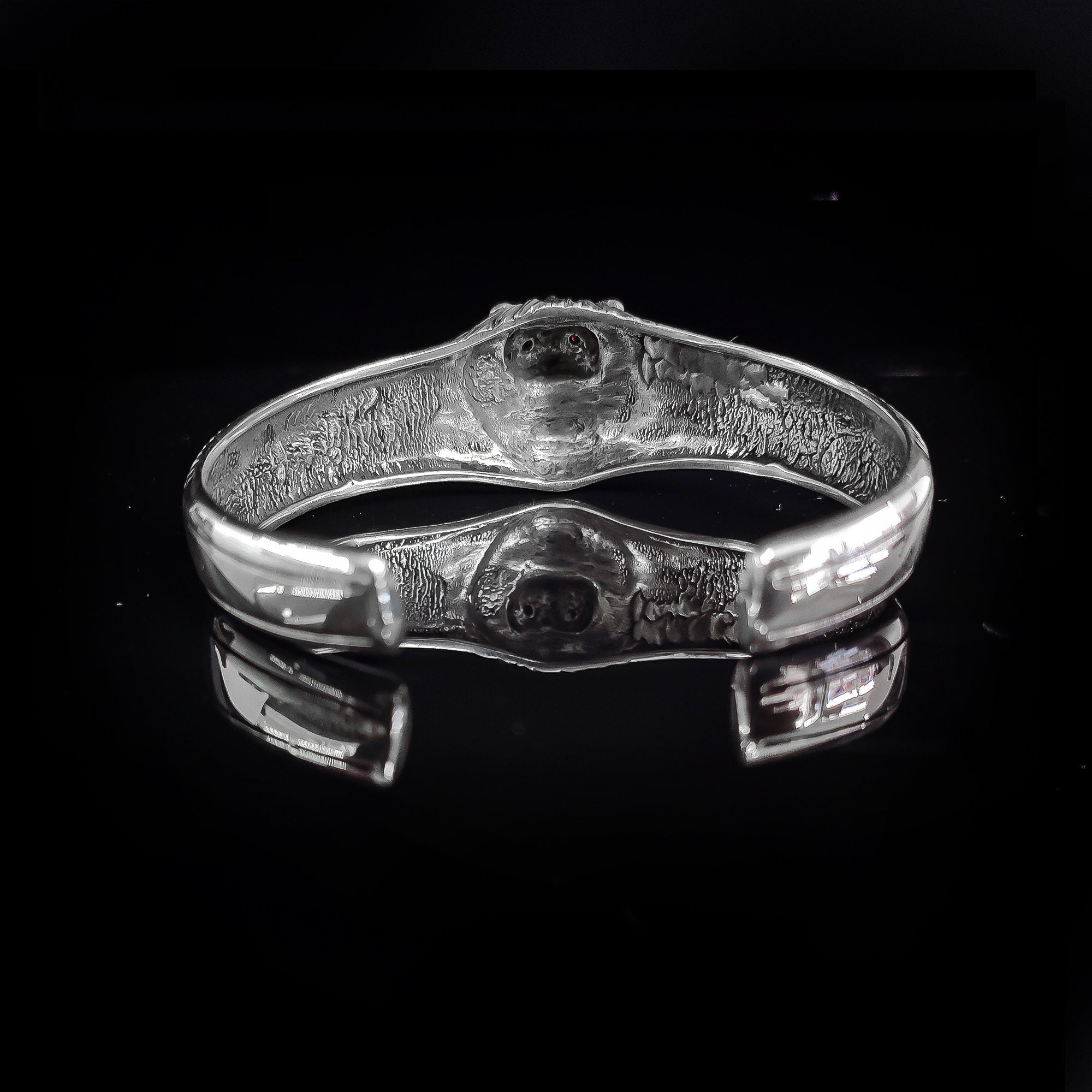 Lion Head Sterling Silver Bracelet: Engraved Tire Design Cuff