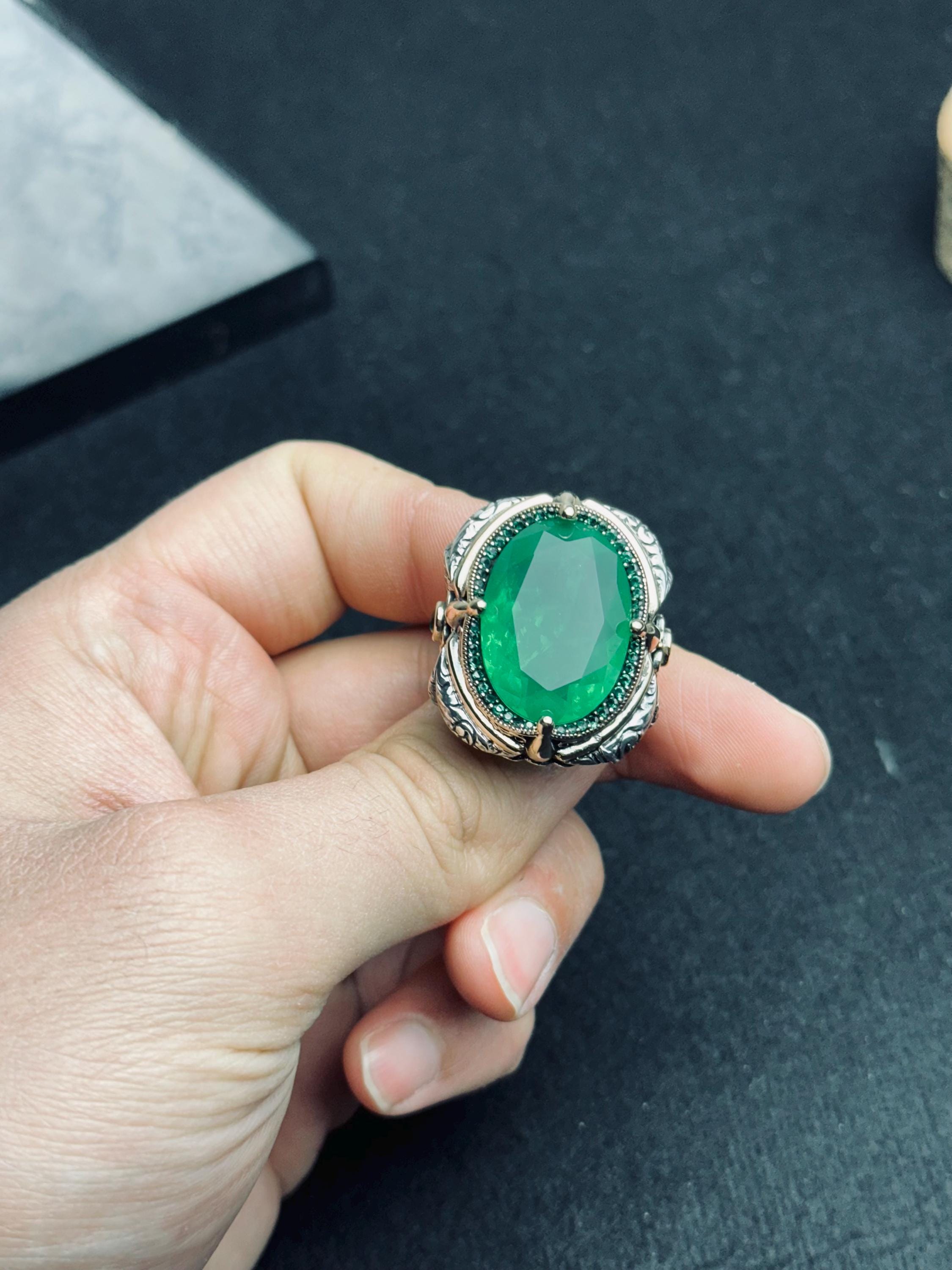 Sterling Silver Men's Ring: Lion Design with Green Tourmaline