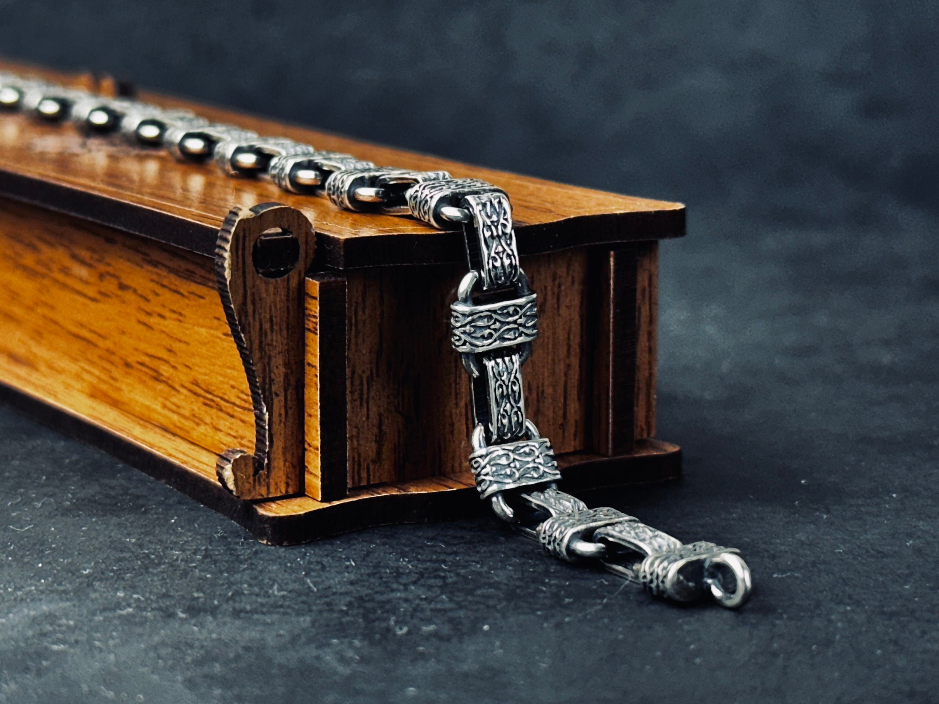 Chain Bracelet: Silver Ring Motif - 925 Sterling Handmade