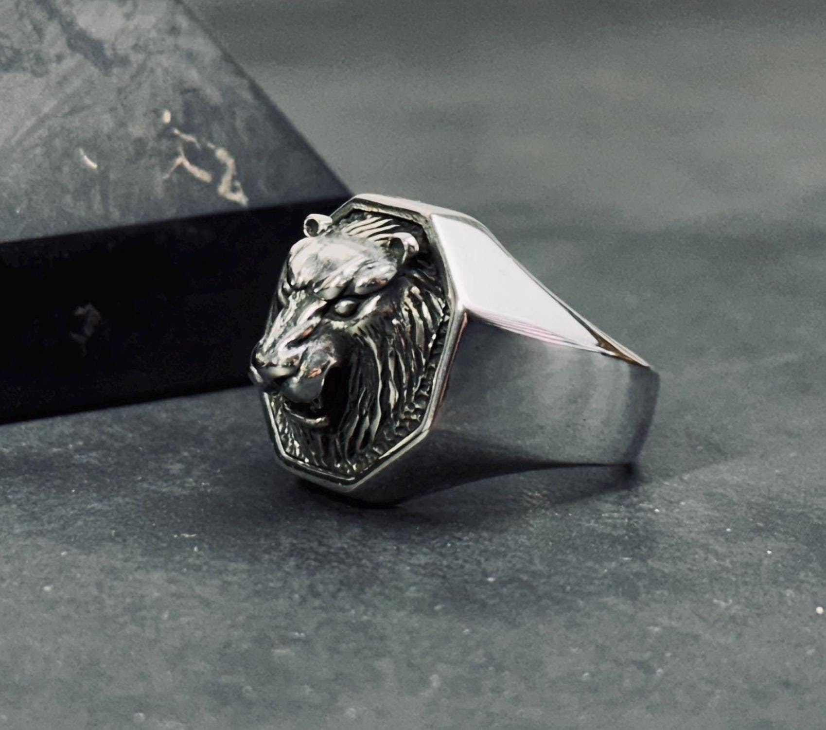 Sterling Silver Lion Ring - Majestic Engraved King of Beasts