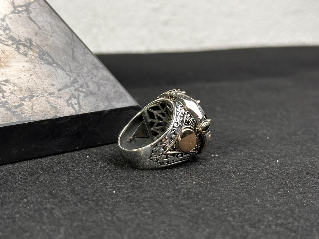 Engraved Seal of Solomon Ring: Amber, Sterling Silver (Men's Signet)