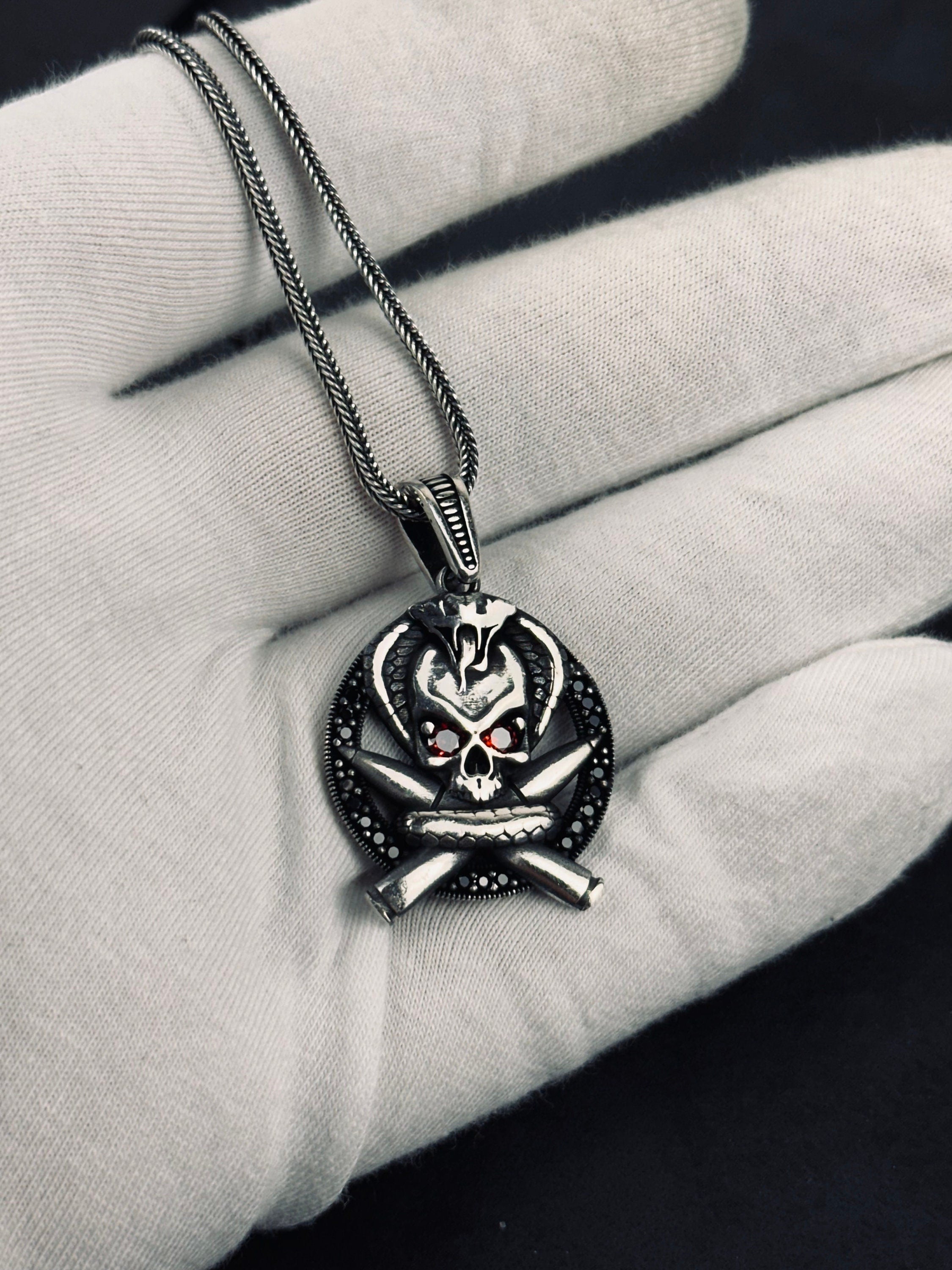 Sterling Silver Necklace: Skull and Crossbones - Chunky Pirate Chain