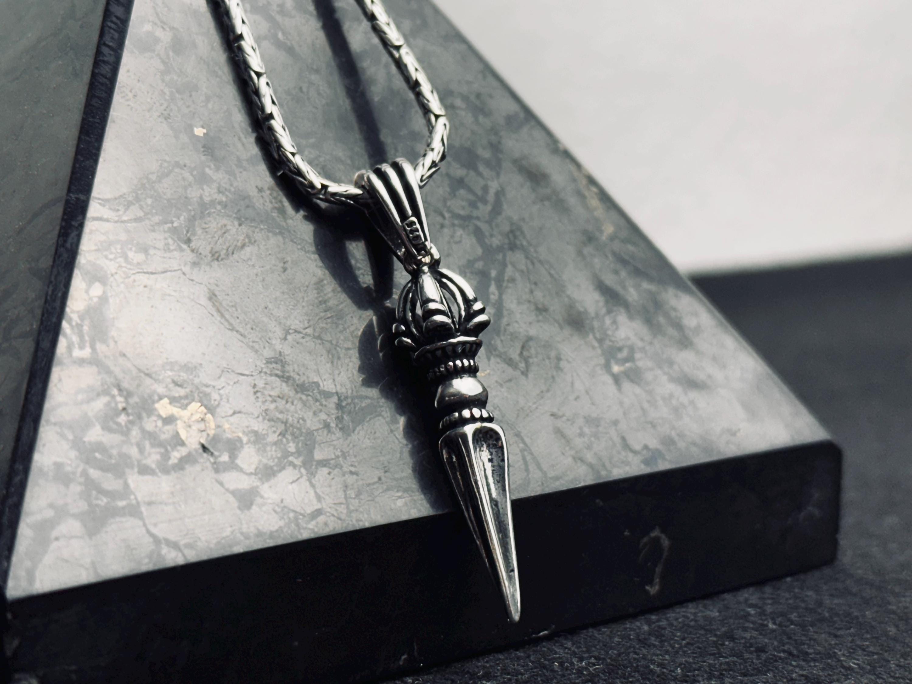 Dainty Silver Sword Necklace - Gothic Dagger Pendant Unisex