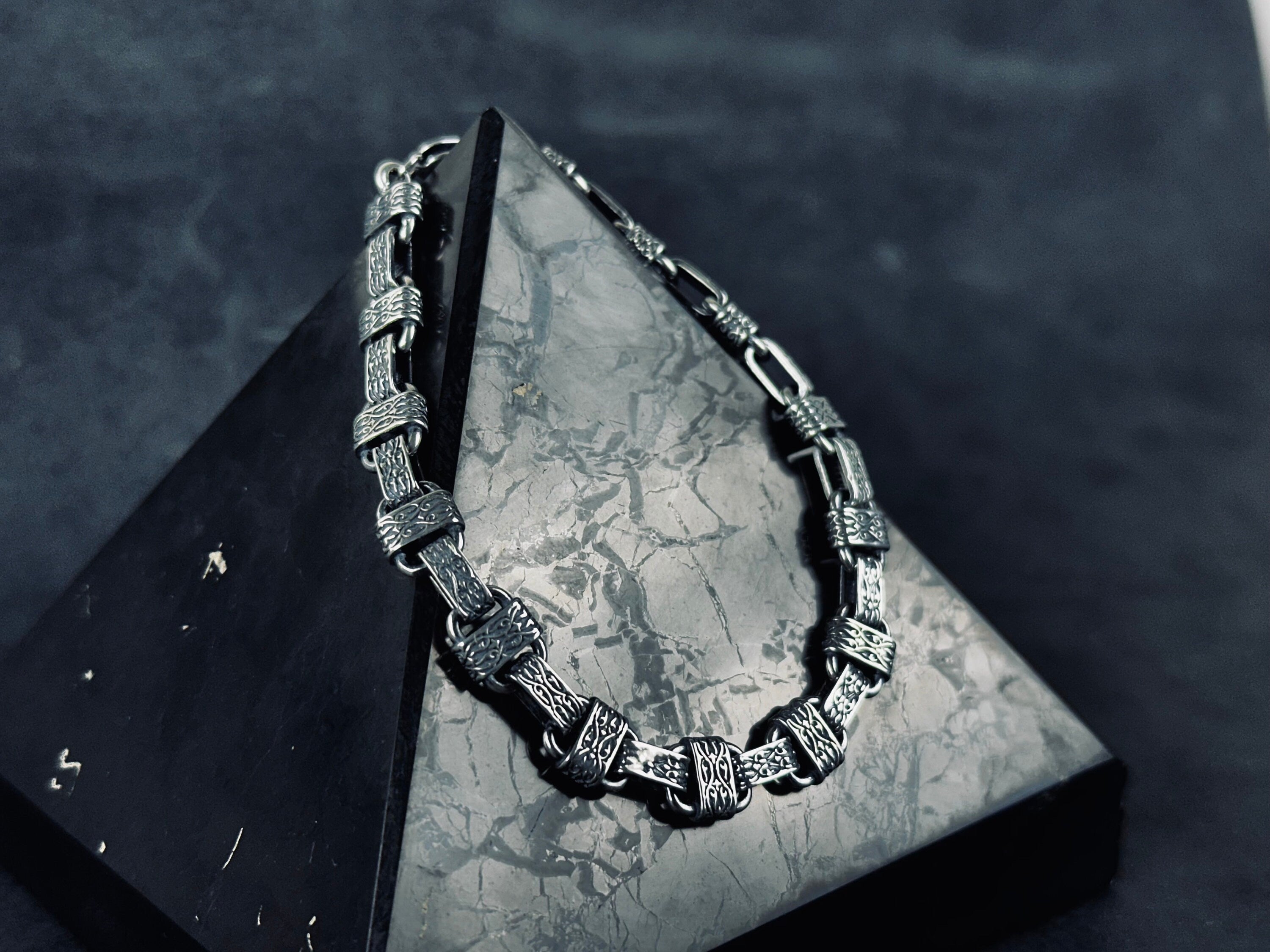 Chain Bracelet: Silver Ring Motif - 925 Sterling Handmade