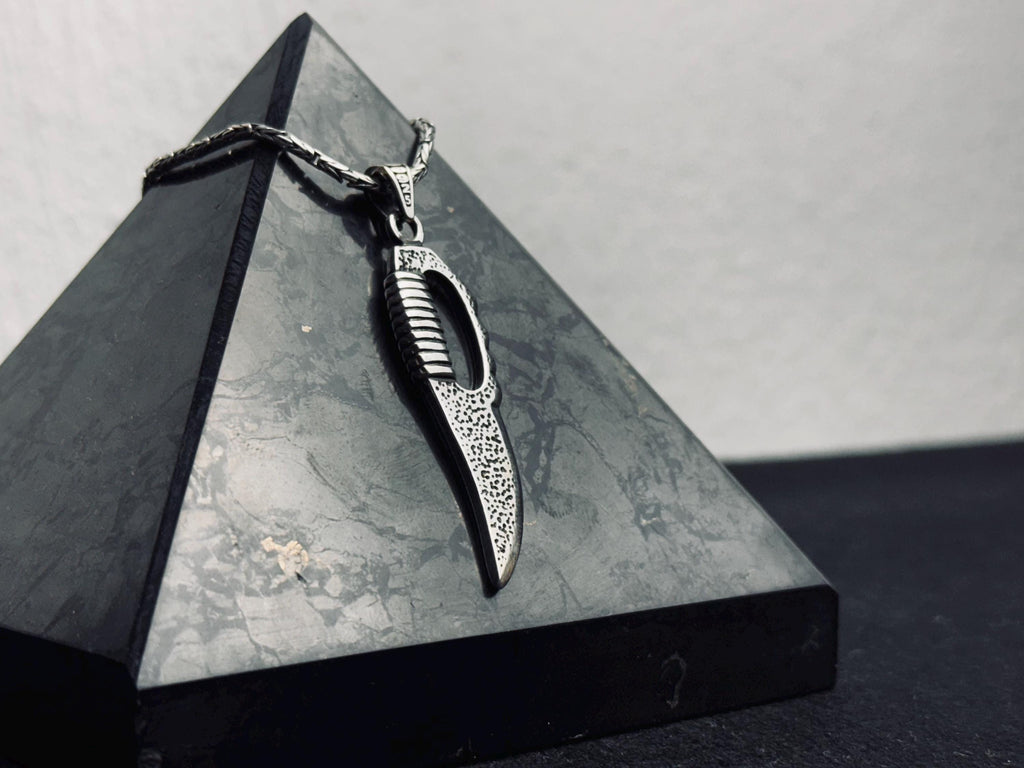 Knife Necklace: Silver Dagger Pendant - Inspired by Elden Ring